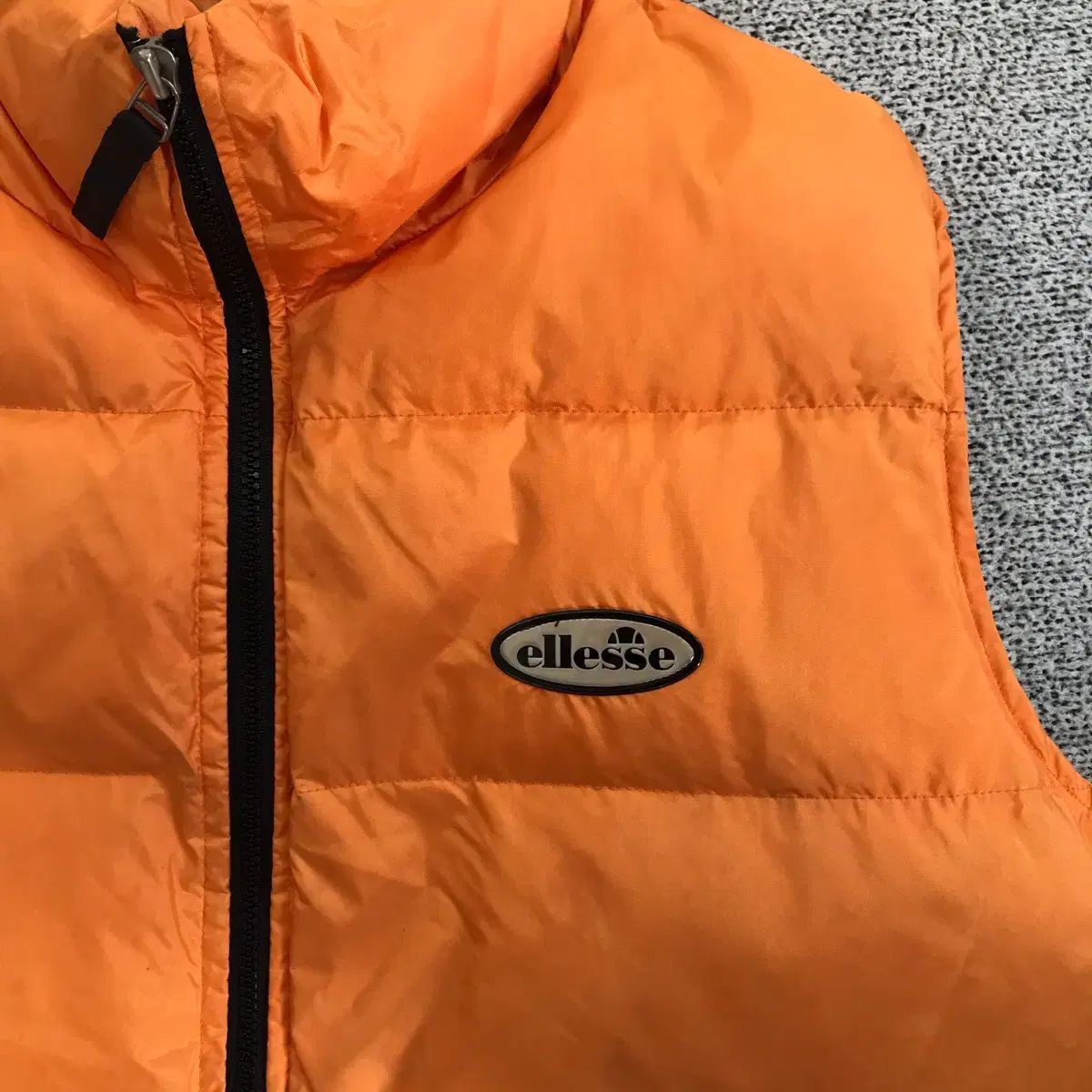 00s エレッセ オールドスクール ダウンベスト - メルカリ