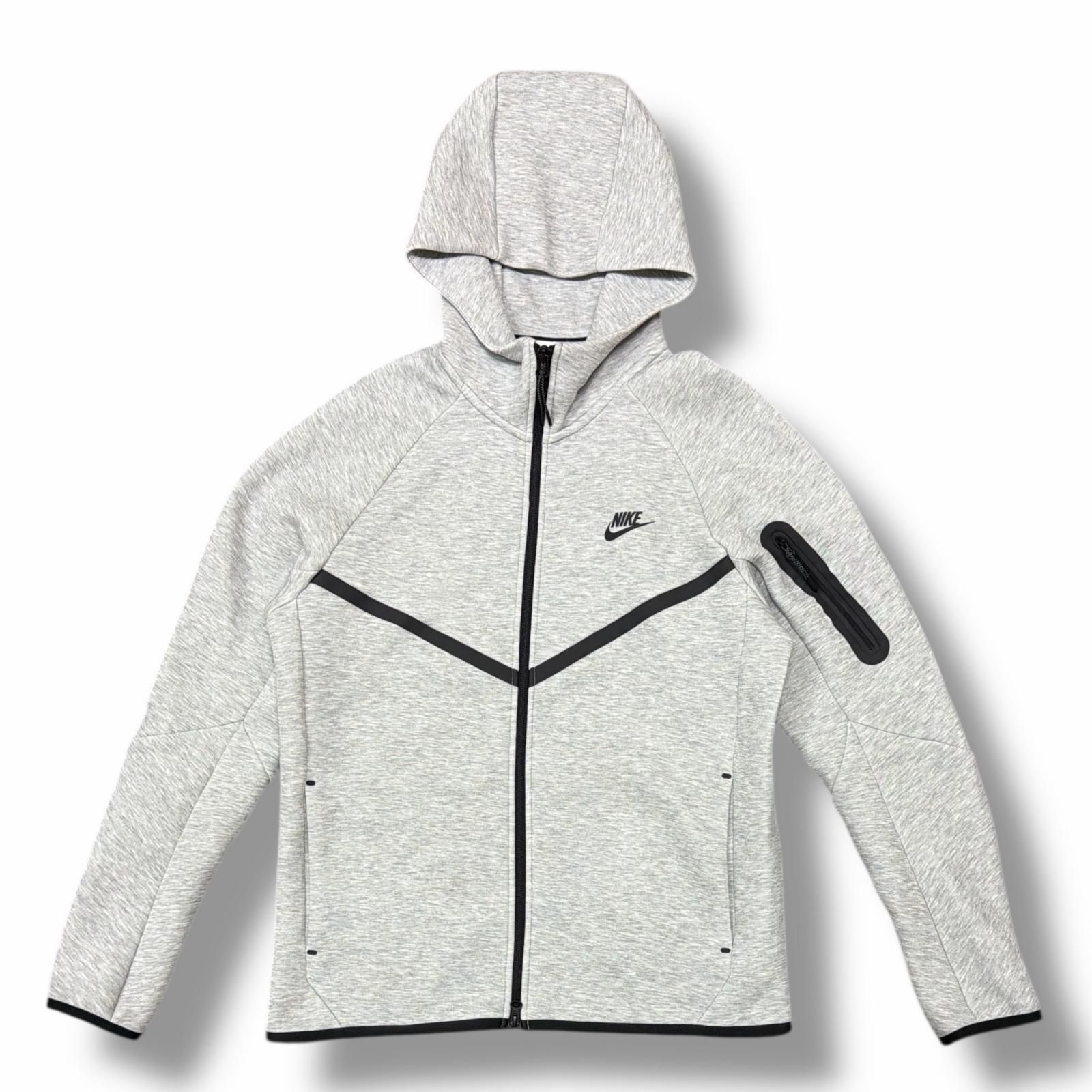 参考上代18590円 NIKE Tech Men