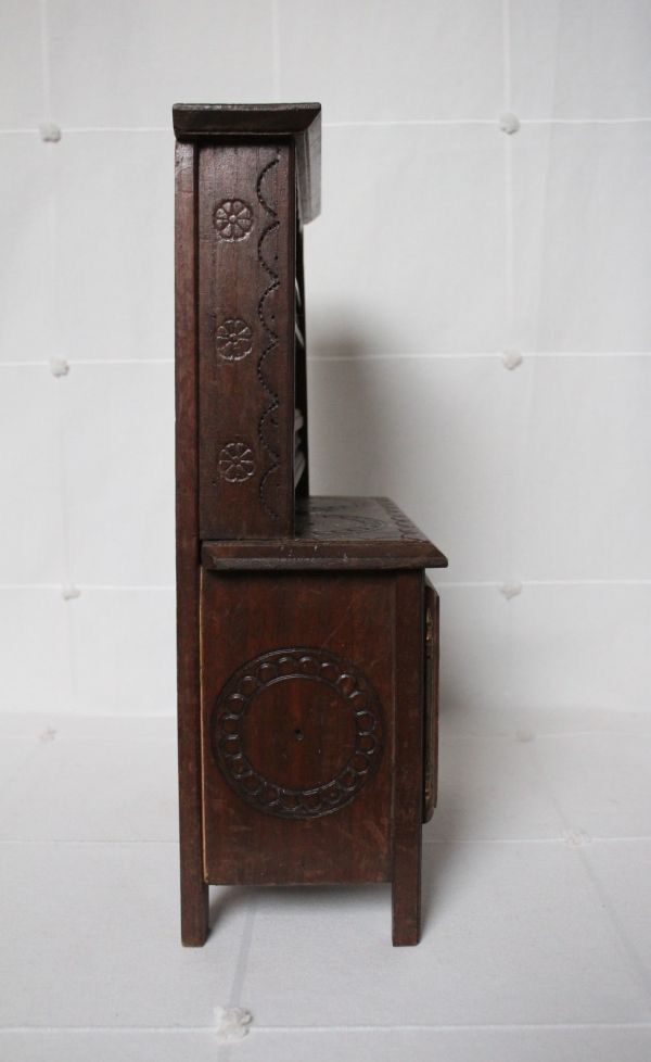 フランス アンティーク 古い木製のブルターニュ家具 ドール用家具