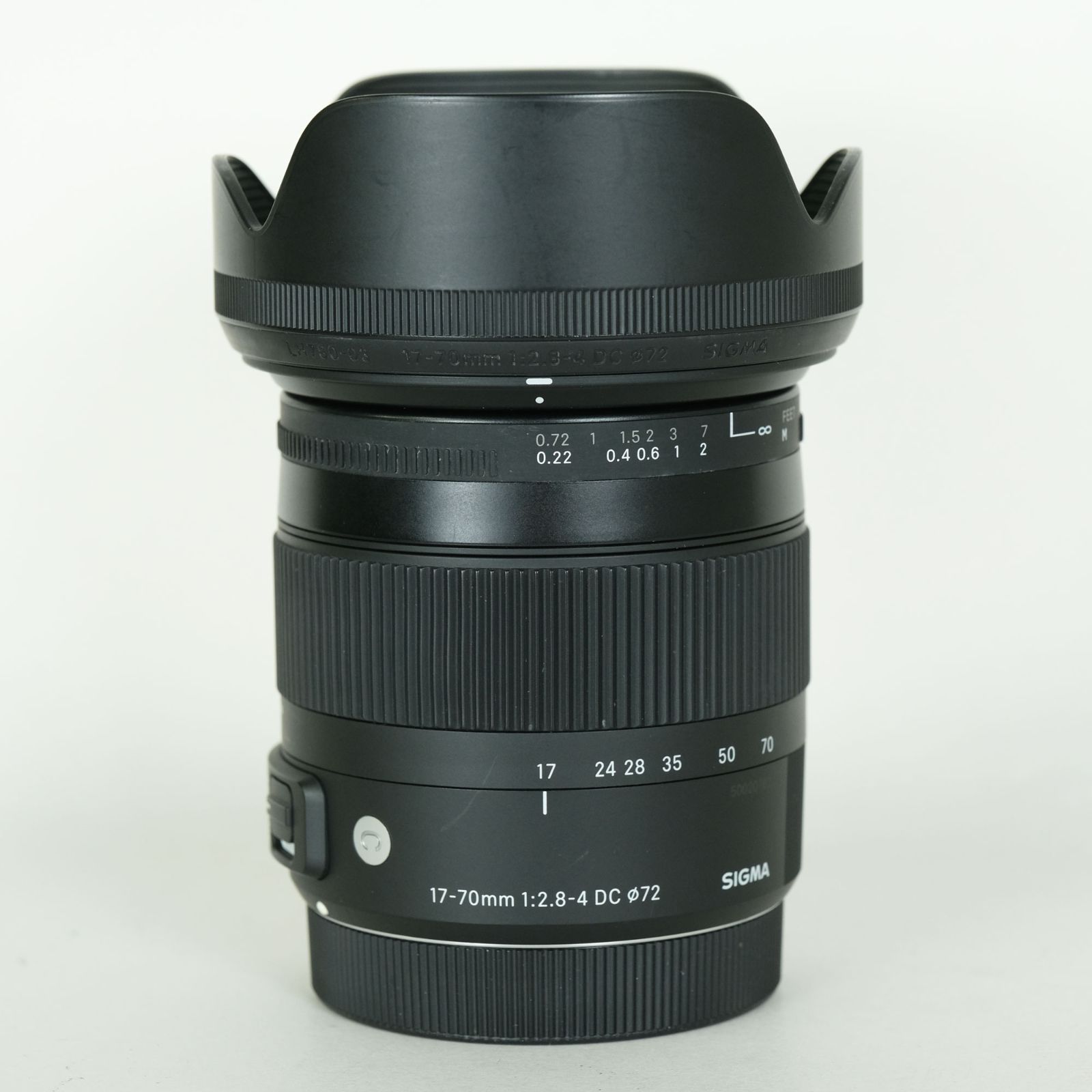 良品] SIGMA 17-70mm F2.8-4 DC MACRO OS HSM | Contemporary