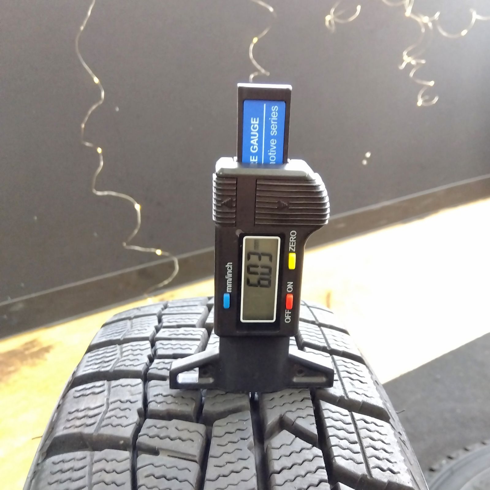 送料無料】【13×4.5J +43】【155/65R13】中古 スタッドレスタイヤ