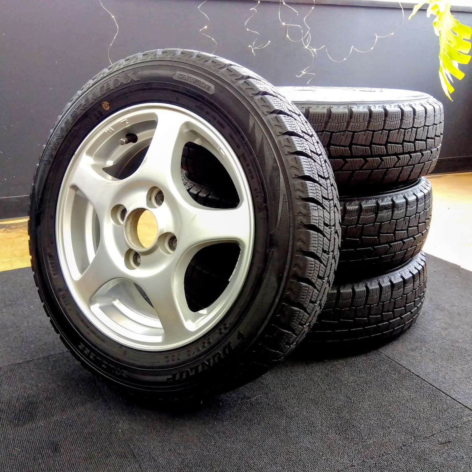 送料無料】【13×4.5J +43】【155/65R13】中古 スタッドレスタイヤ 