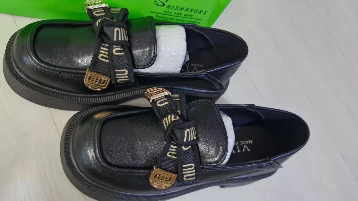 ミュウミュウ ブラック リボン ローファー 225 サイズ 新品 - メルカリ