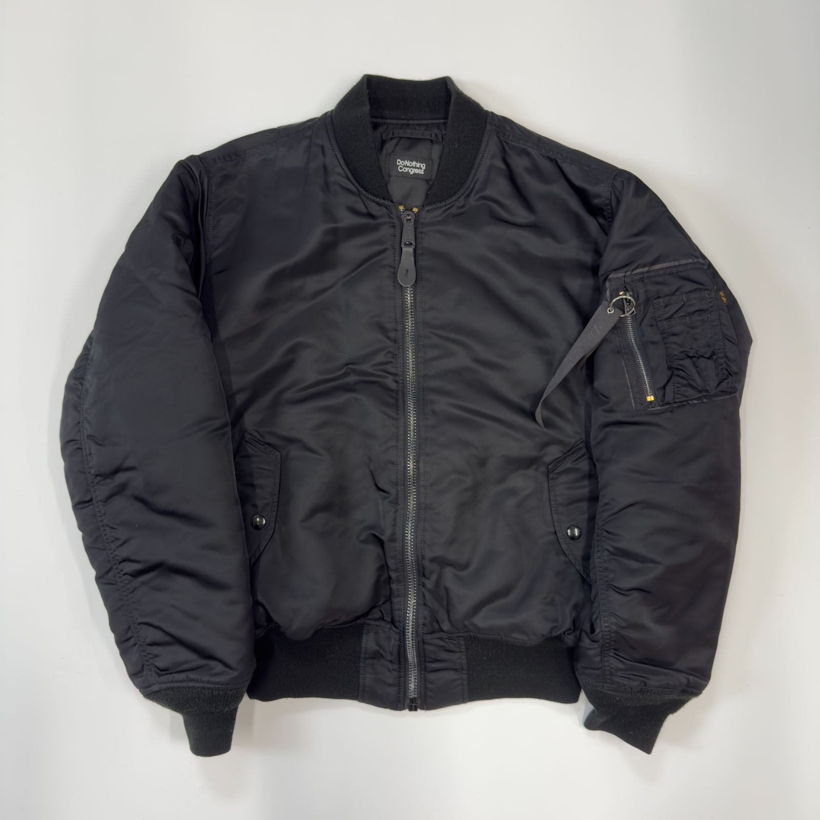 Do Nothing Congress × ALPHA INDUSTRIES (ドゥー ナッシング