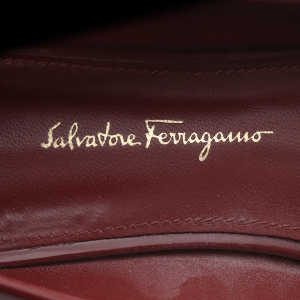 サルヴァトーレフェラガモ Salvatore Ferragamo ZERI パンプス