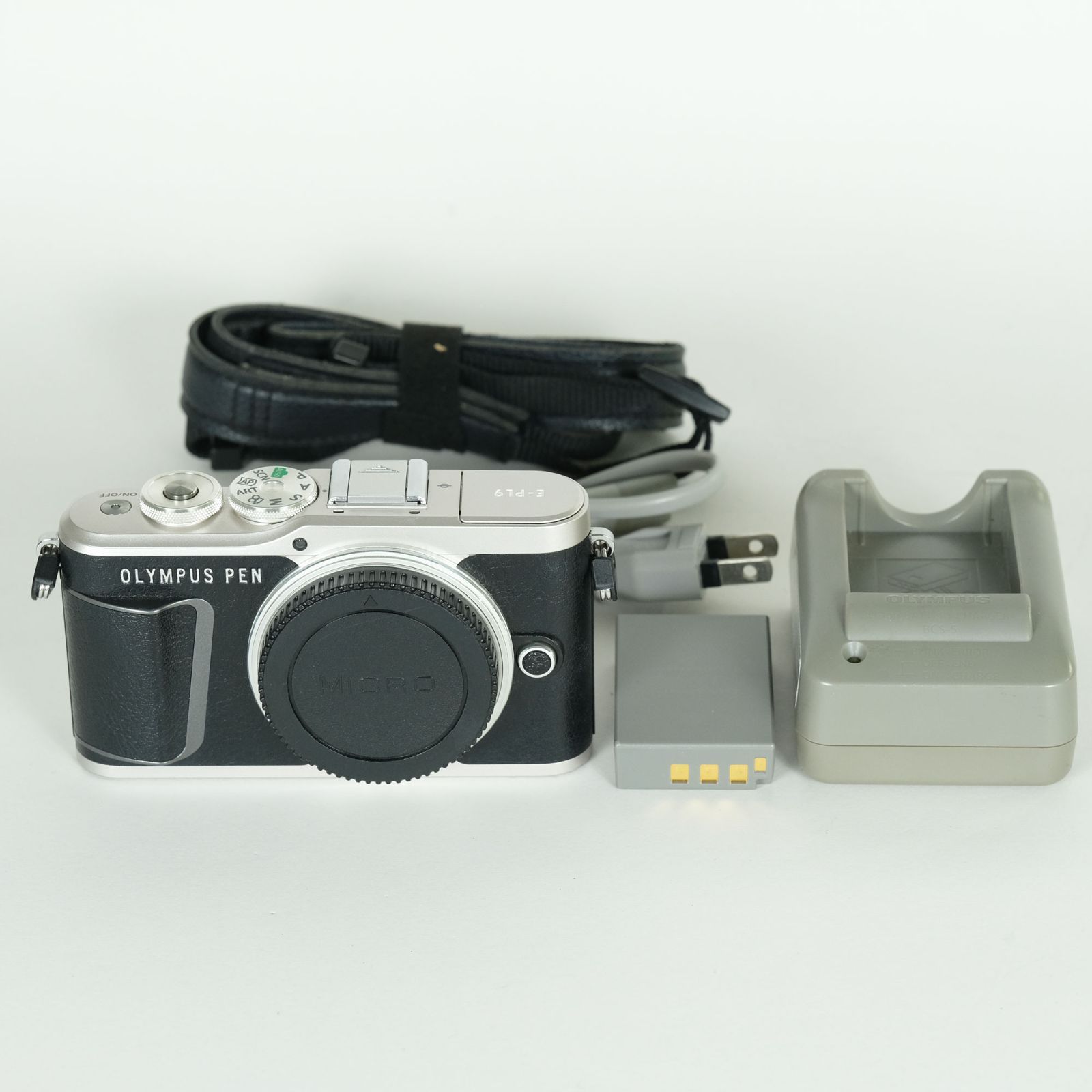 良品 | シャッター数7,045回] OLYMPUS PEN E-PL9 [ボディ ブラック