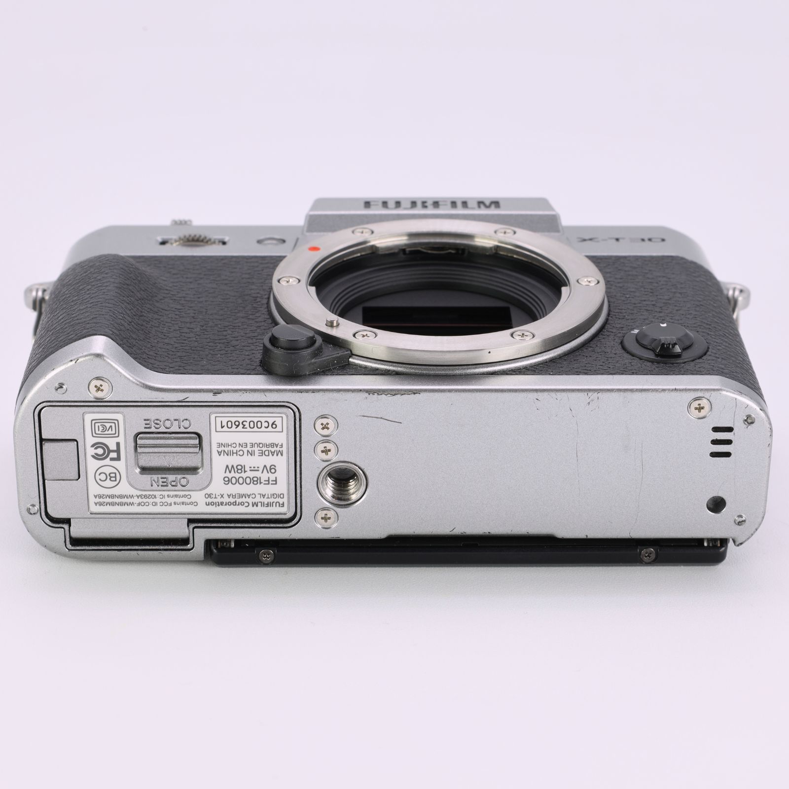 動作確認済】FUJIFILM（富士フイルム）X-T30 ボディ [シルバー