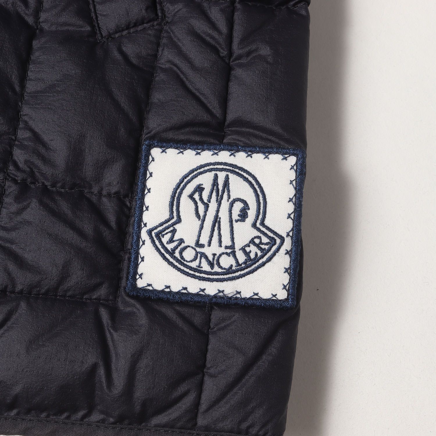 MONCLER GAMME BLEU モンクレールガムブルー ベスト ダークネイビー