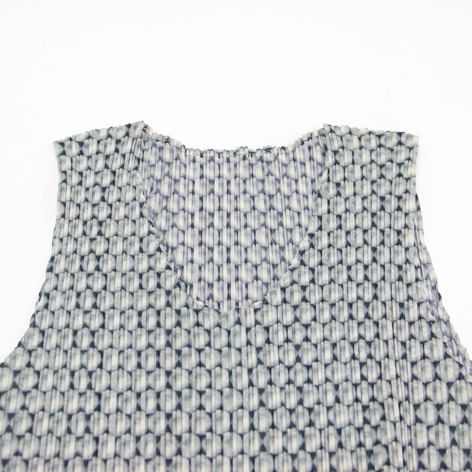 PLEATS PLEASE プリーツプリーズ ワンピース グリーン系 サイズ:3(L