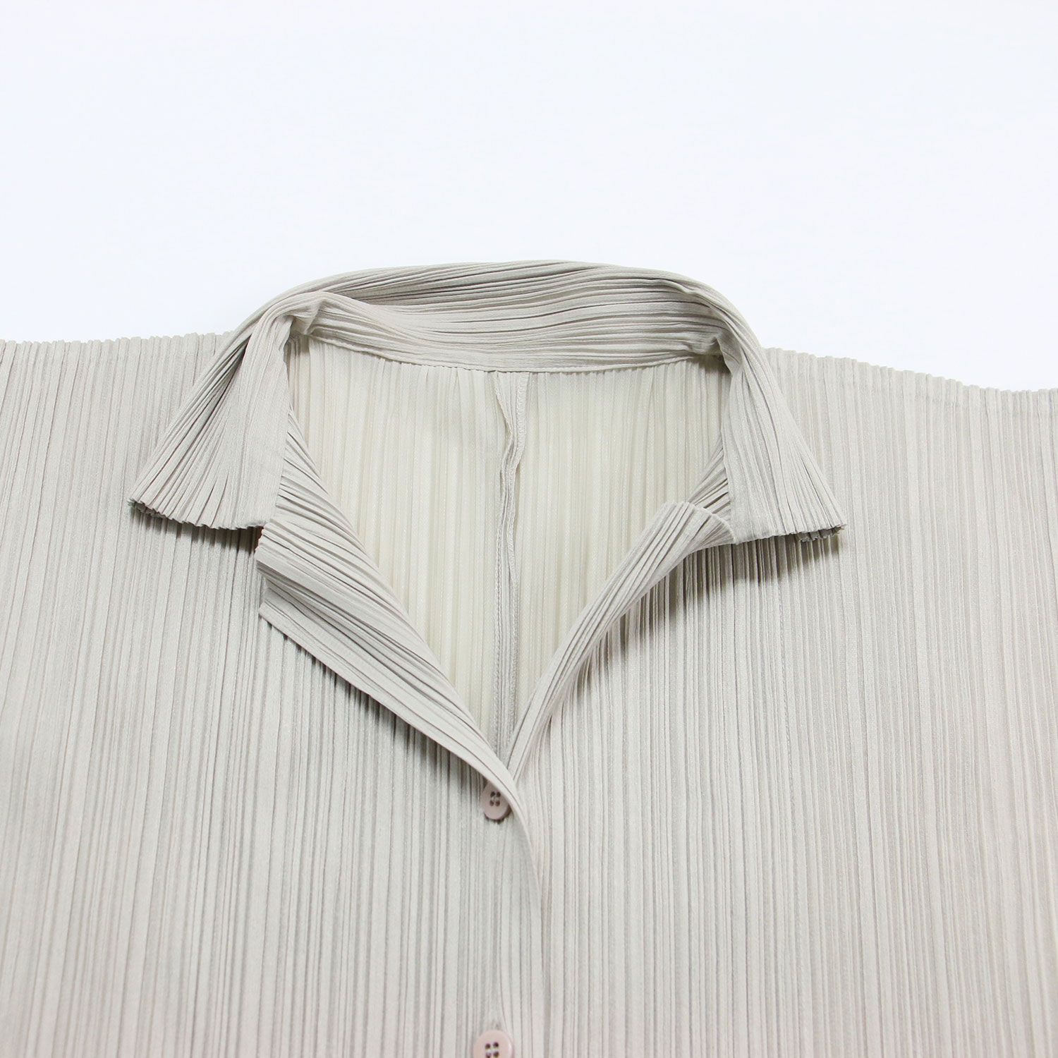 PLEATS PLEASE プリーツプリーズ シャツ ベージュ サイズ:4(XL