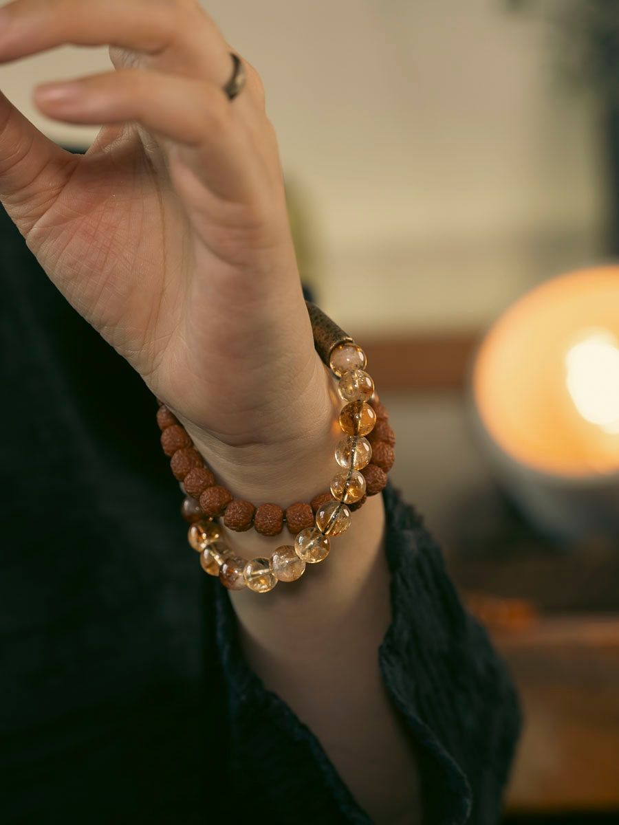 シトリン×ルドラクシャ ダブルブレスレット｜天然素材の実と黄水晶