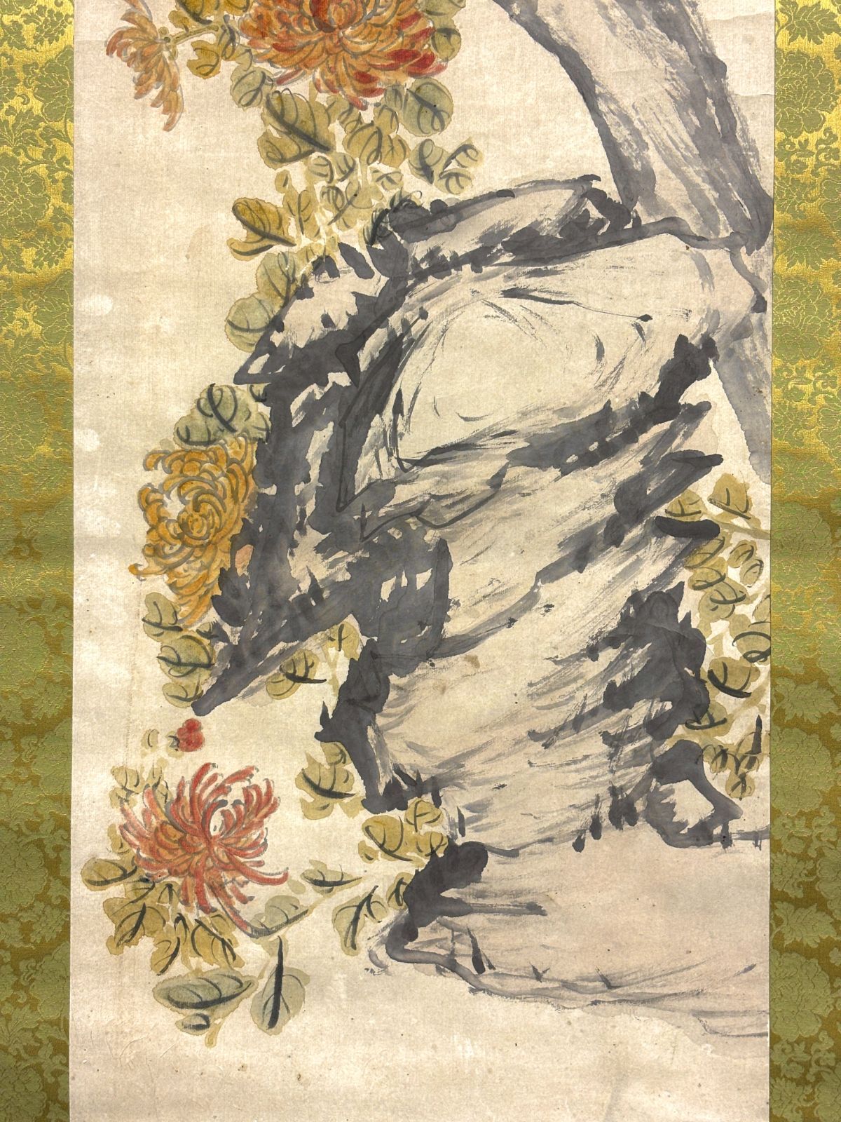 瑞伍 花鳥図「蓮石菊」掛軸 136×31.6cm 設色紙本 詩文書 立軸 瑞 伍 鈐
