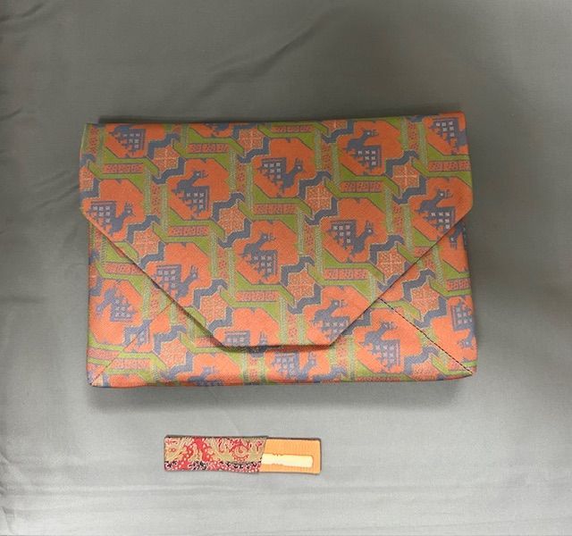 鹿紋有栖川 数寄屋袋・塩瀬地 紅服紗 二点一組」龍村美術織物・北村徳