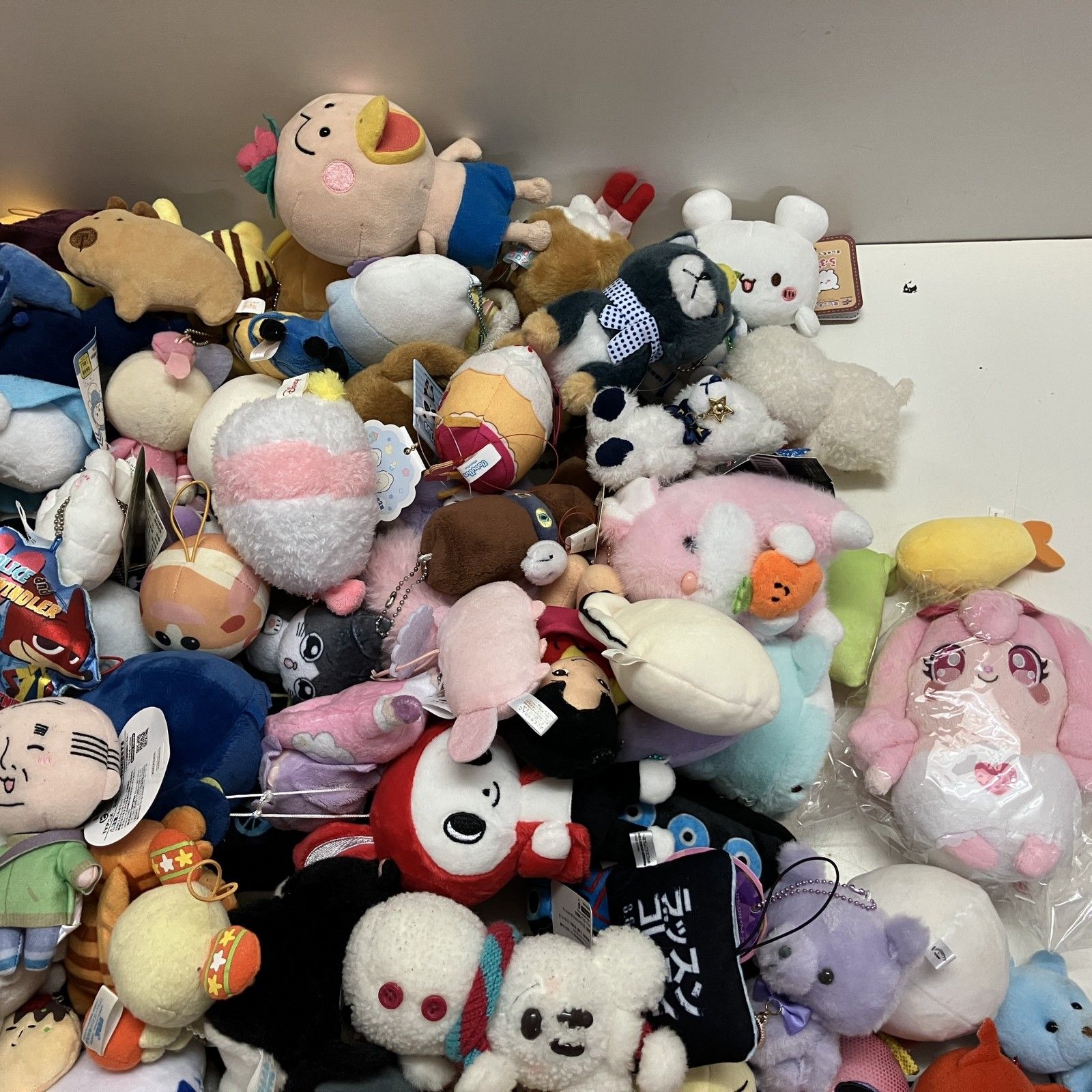 ◇ 【ジャンク品】 まとめ商品 キャラクター 色々 ぬいぐるみ 大量