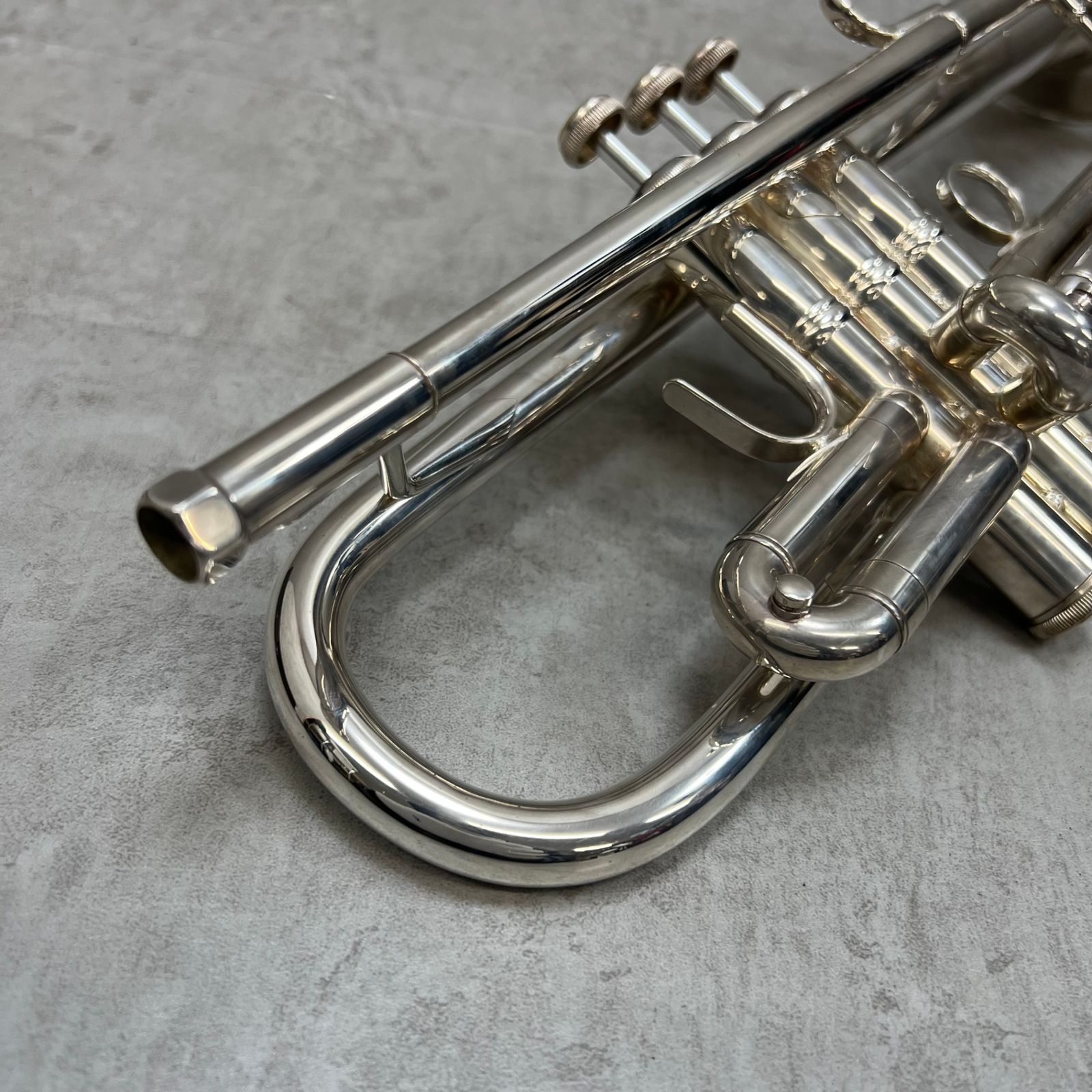 ビンセントバック ストラディバリウス Model 37 トランペット ML