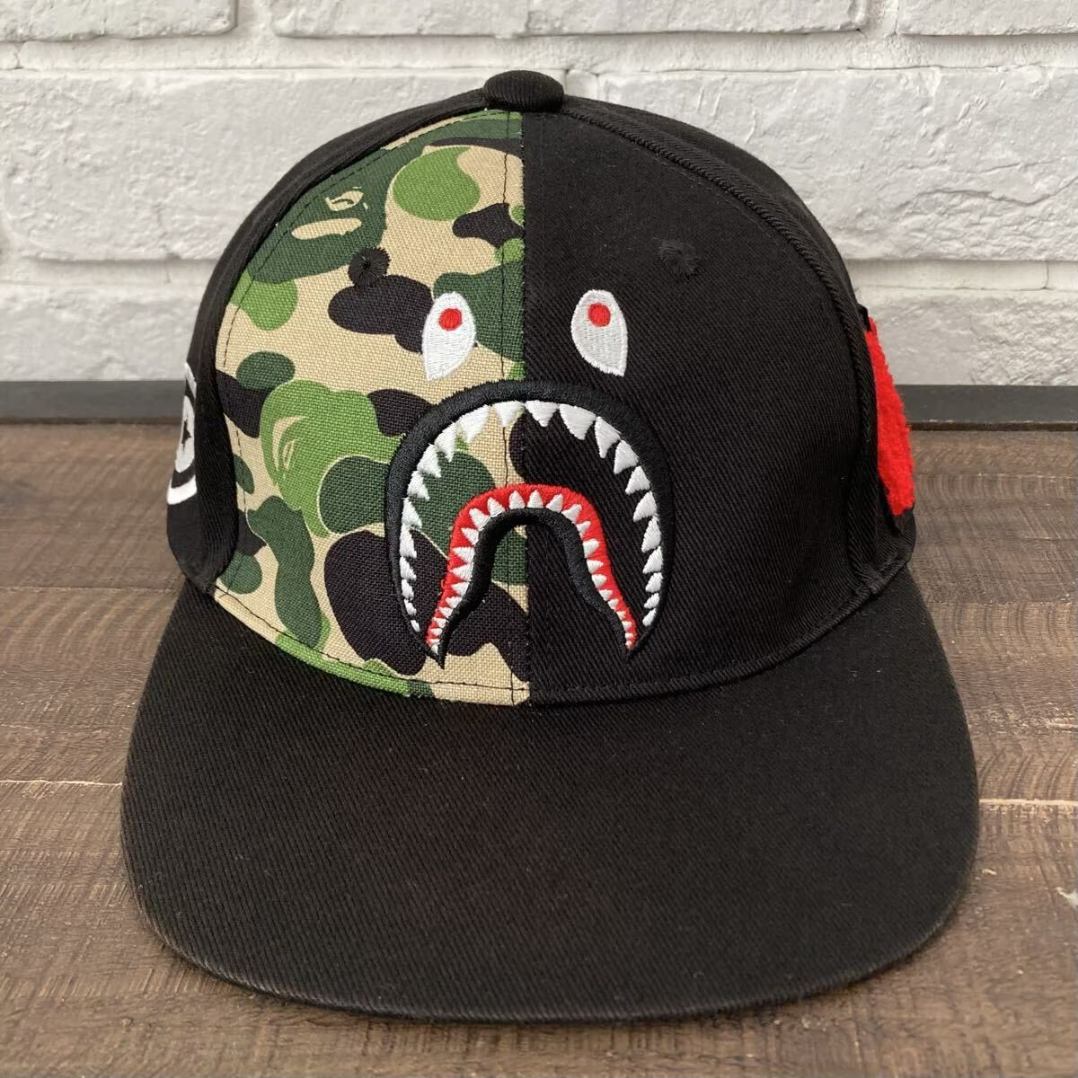 BAPE KIDS SHARKシャークCAP 赤 ベイプ キャップ キッズ 帽子 BAPE KIDS SHARKシャークCAP 赤 ベイプ キャップ キッズ 帽子