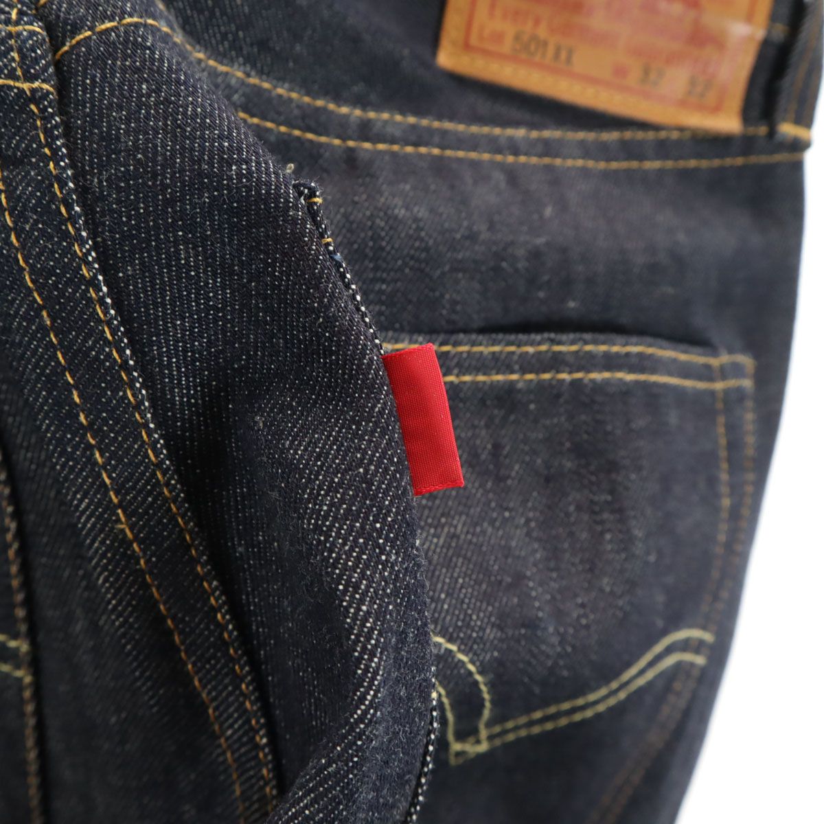 美品 Levi