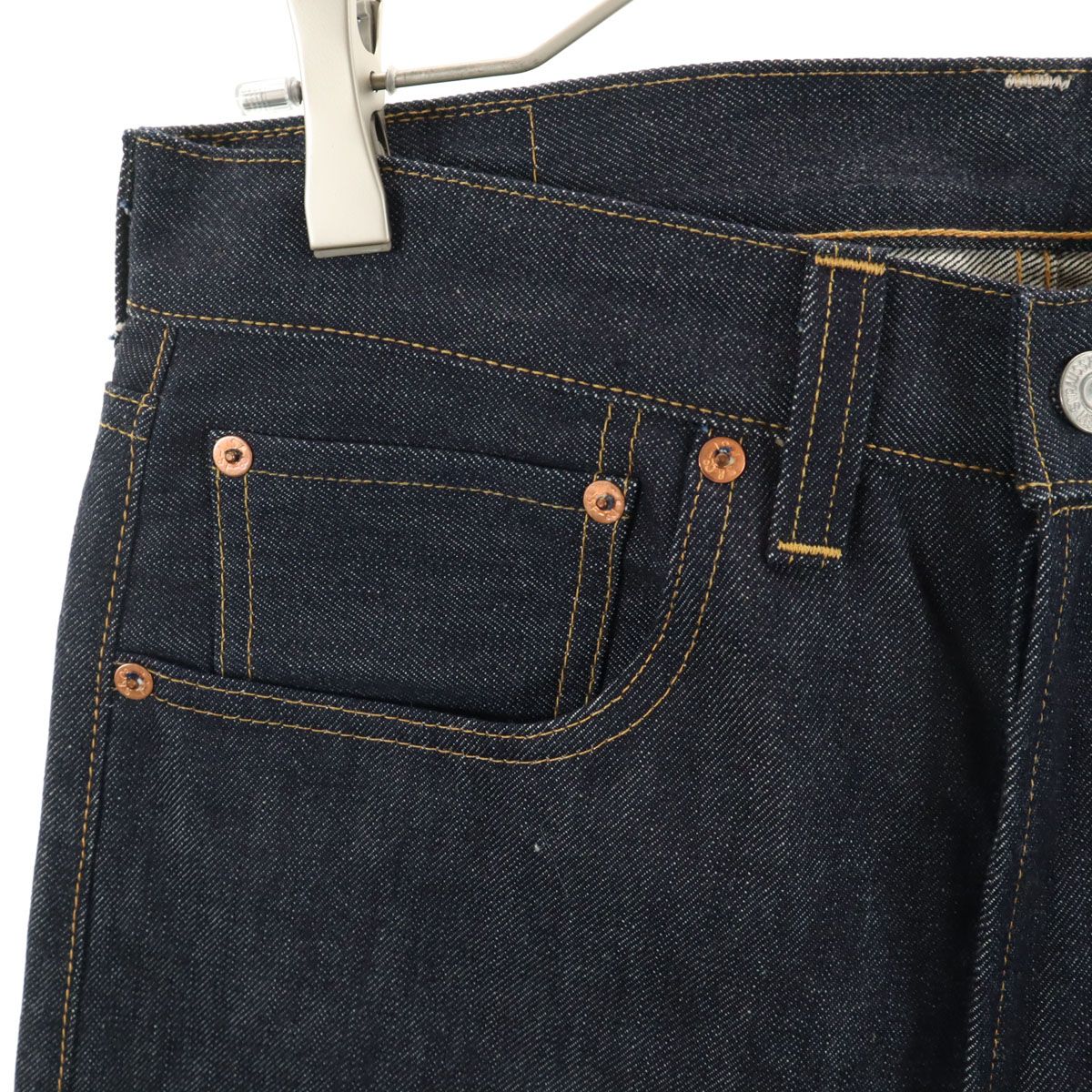 美品 Levi