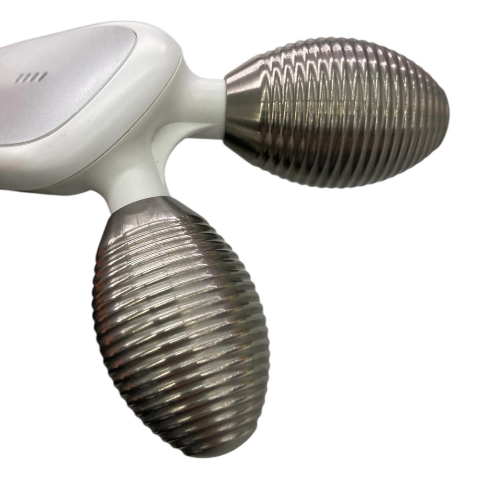 メディキューブ　medicube ダーマ　EMS 韓国ダーマコスメブランド「medicube(メディキューブ)」より毛穴