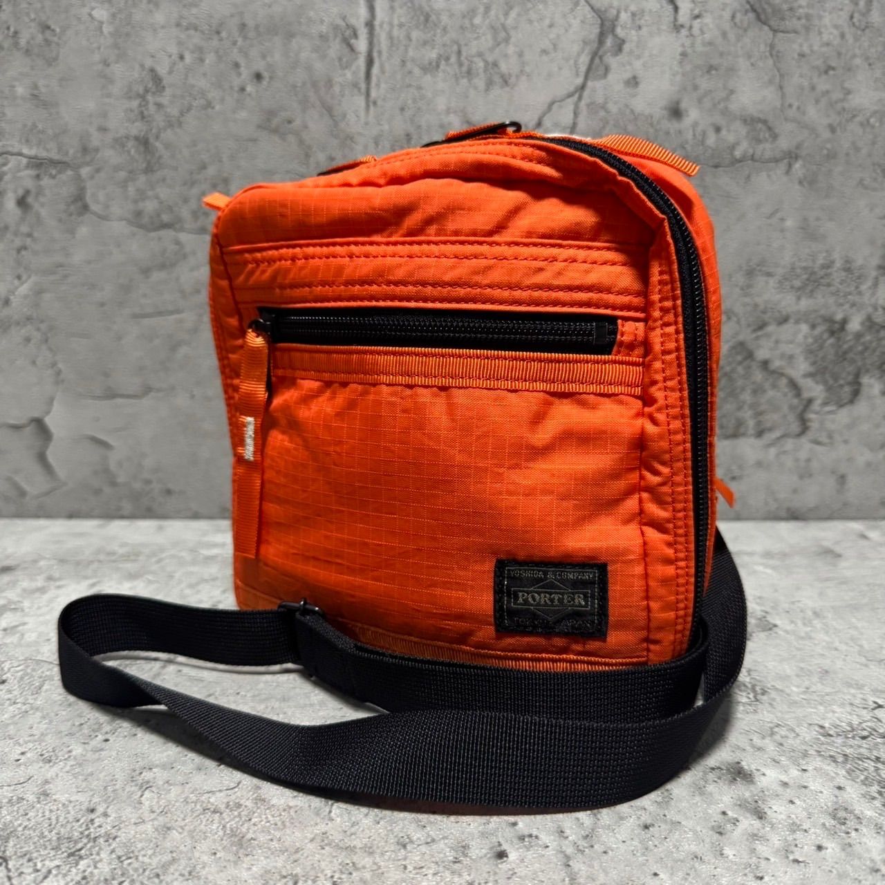 PORTER ポーター タンカー ショルダーバッグ 黒 オレンジ 極美品】PORTER ポーター タンカー ショルダーバッグL 2層 ブラック