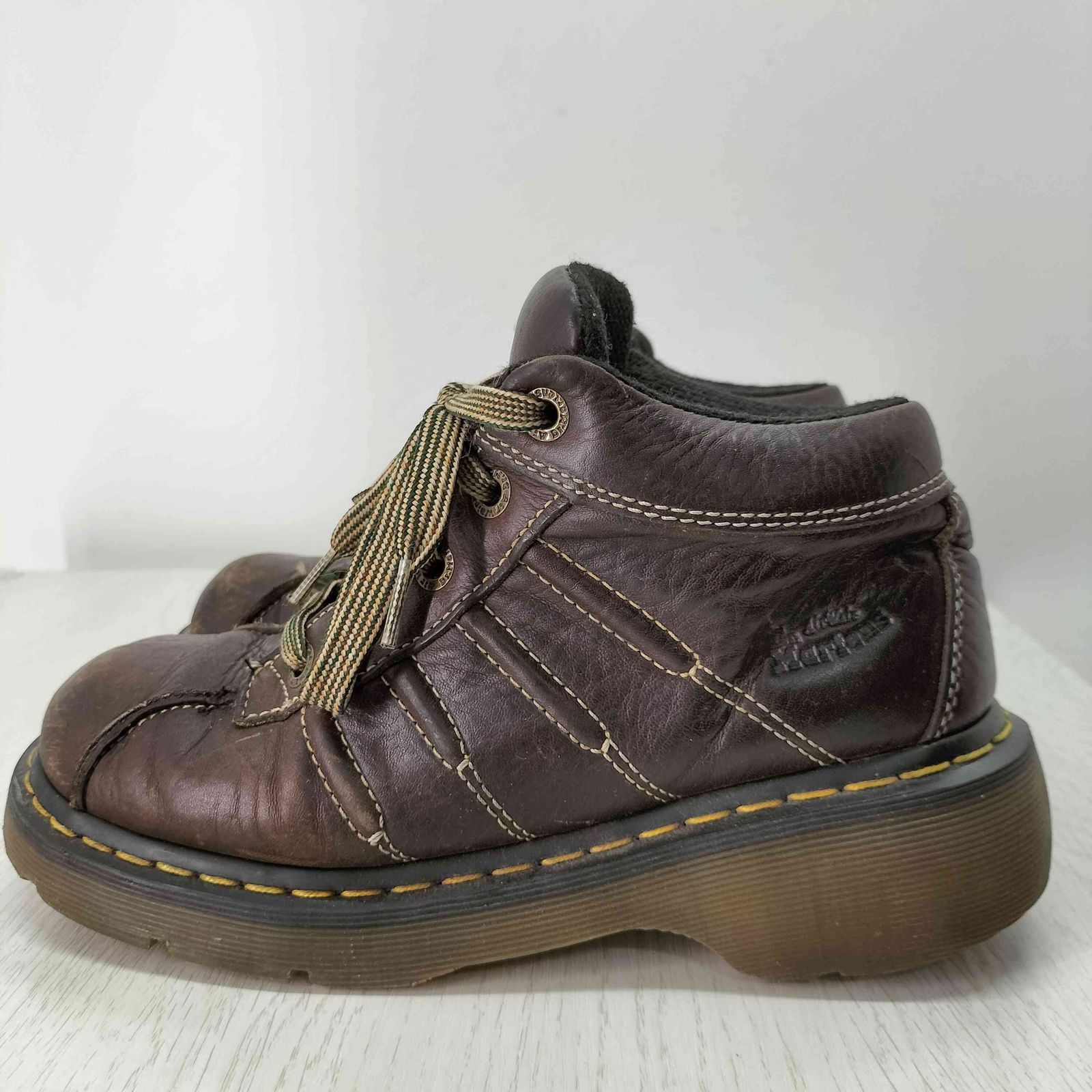 ドクターマーチン Dr.Martens 5ホール 厚底 ミドルカット レースアップ 