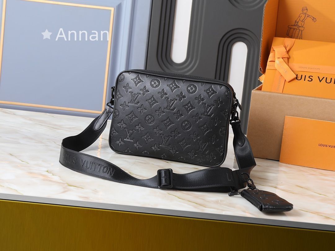 最終値下げ 極美品 LOUIS VUITTON ルイヴィトン メンズ ショルダー