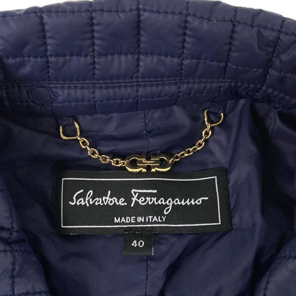 サルバトーレフェラガモ コート サイズ40 M レディース美品 - ネイビー