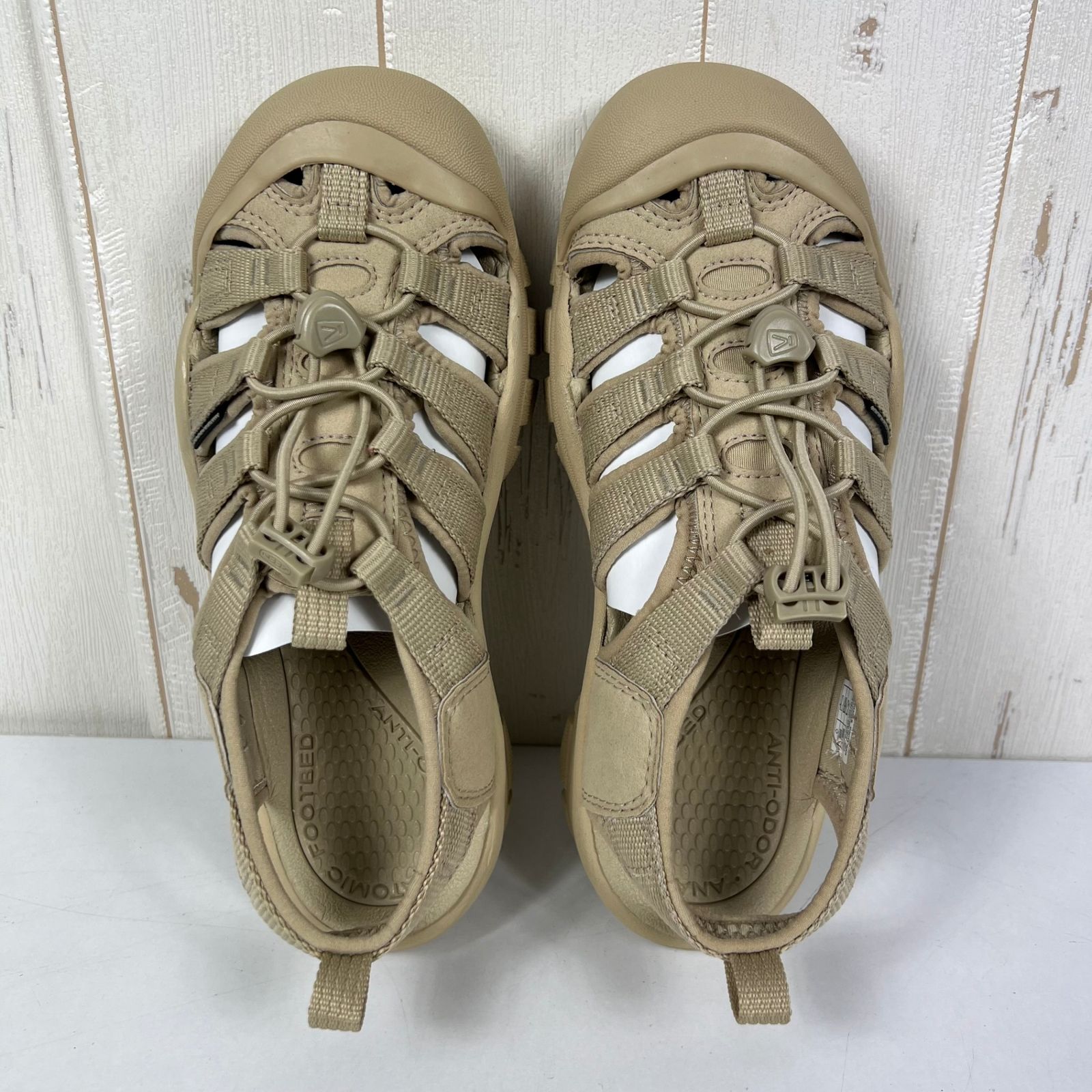 KEEN23cm新品 ベージュ スポーツサンダル Unisex 23.0cm ベージュ系】 Keen ( キーン ) NEWPORT H2 サンダル