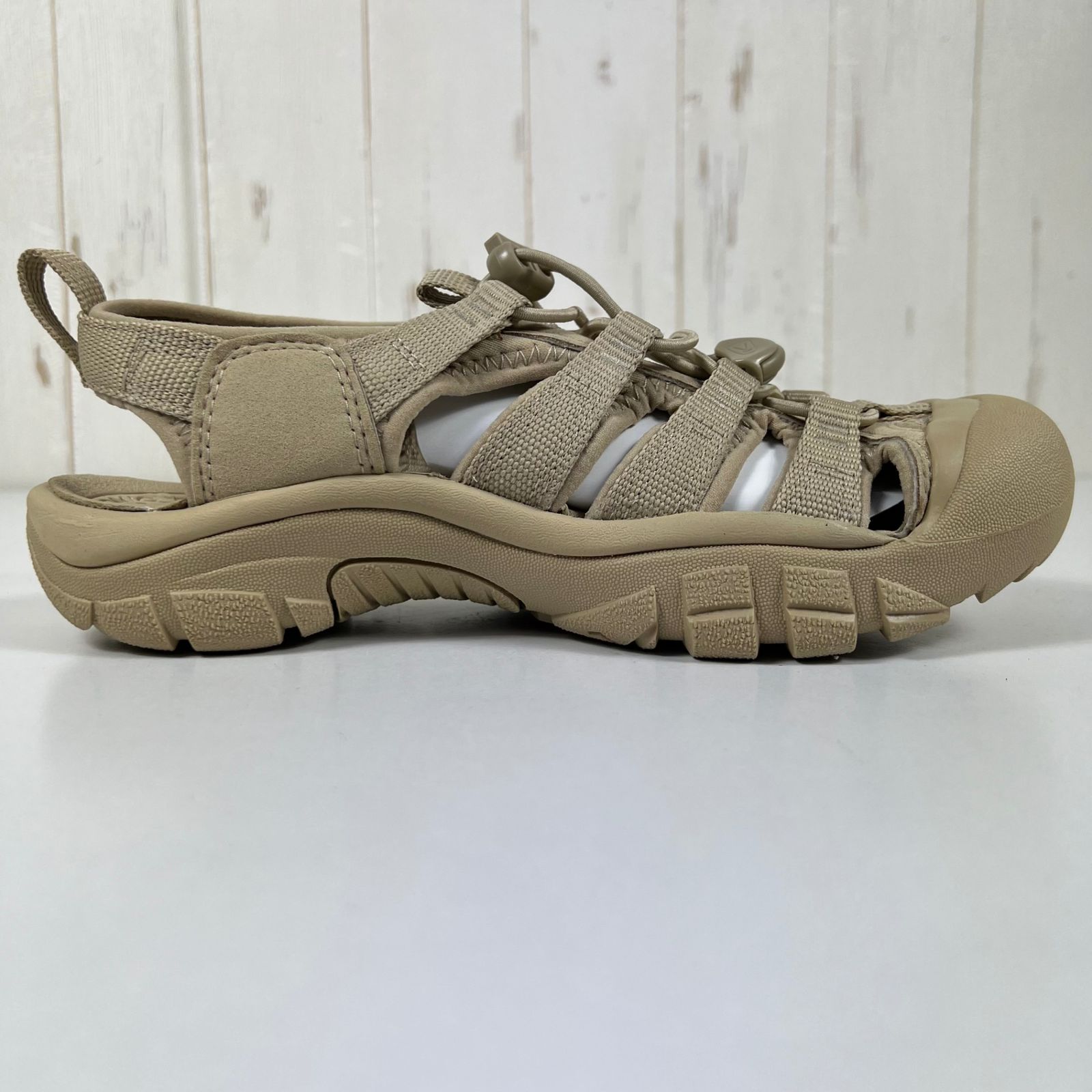 Unisex 23.5cm ベージュ系】 Keen ( キーン ) NEWPORT H2 サンダル