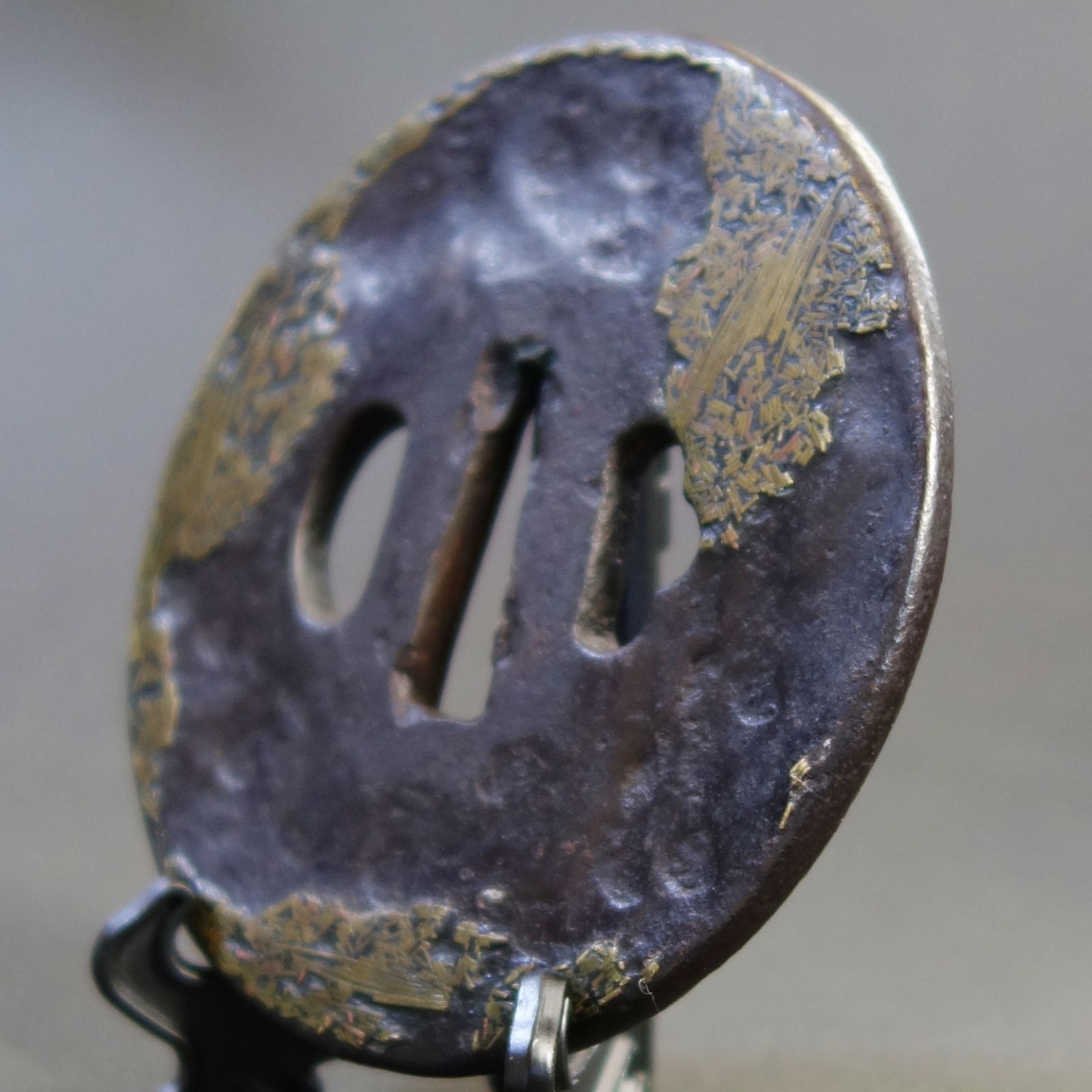 鉄地　鍔　つば　虎　金象嵌　骨董古美術 鉄地 鍔 つば 虎 金象嵌 骨董古美術