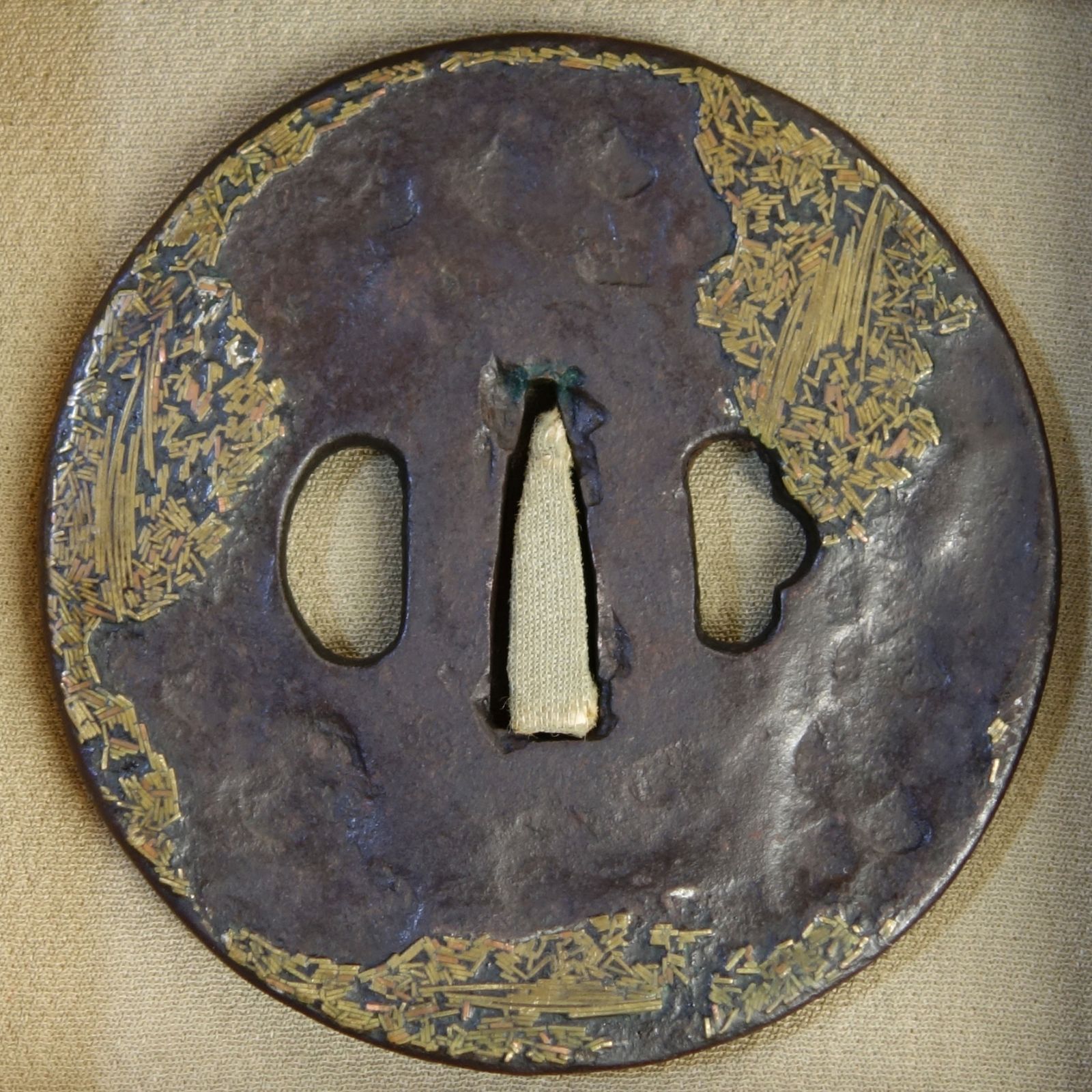 鍔 日本刀 刀装具 鐔 骨董 古美術 鍔 【 鉄地 吹寄象嵌 天法鍔 】 日本刀 刀装具 鐔 骨董 古美術