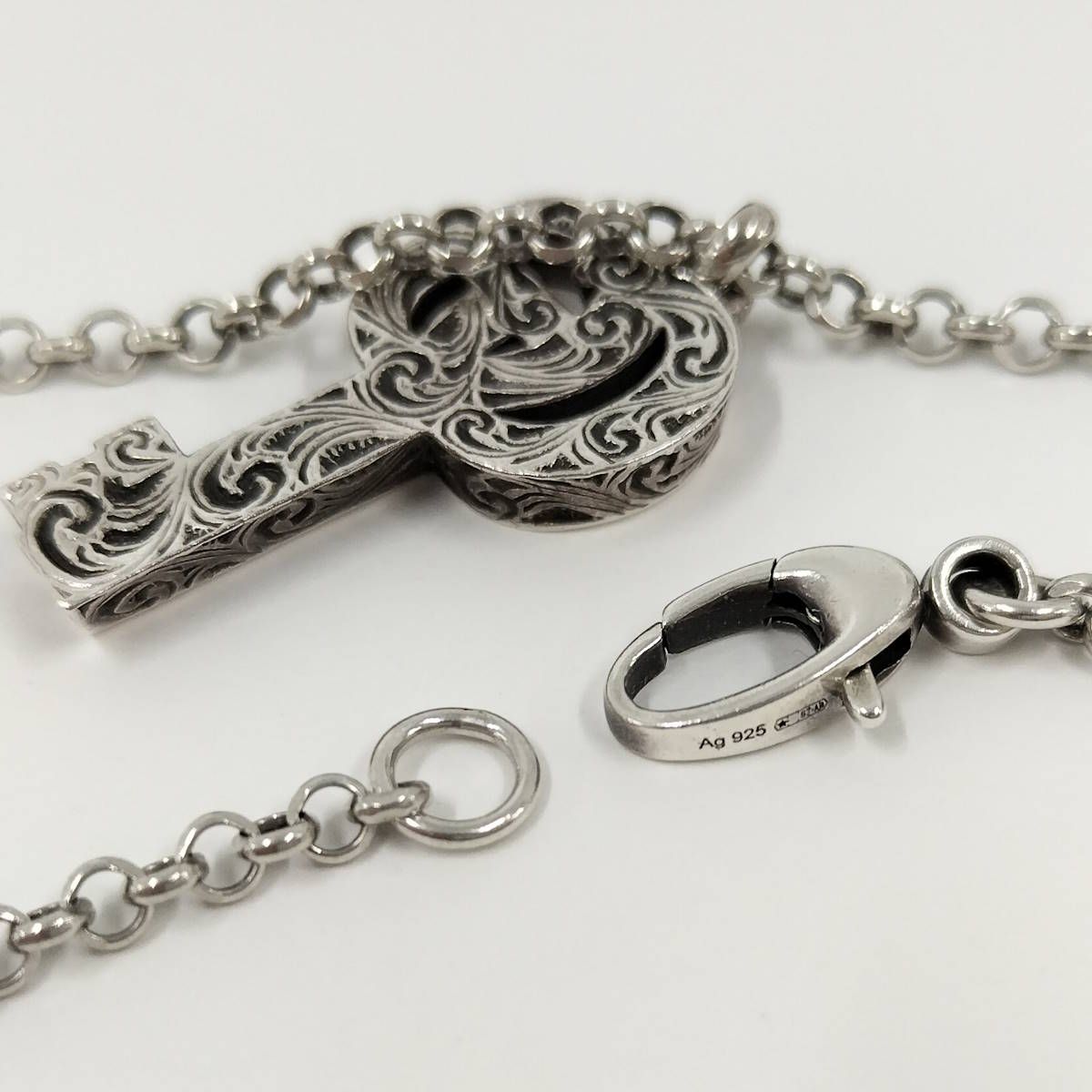 GUCCI ダブルG キーモチーフ シルバー ネックレス SV925 GUCCI（グッチ） ダブルG キーモチーフ シルバー ネックレス SV925