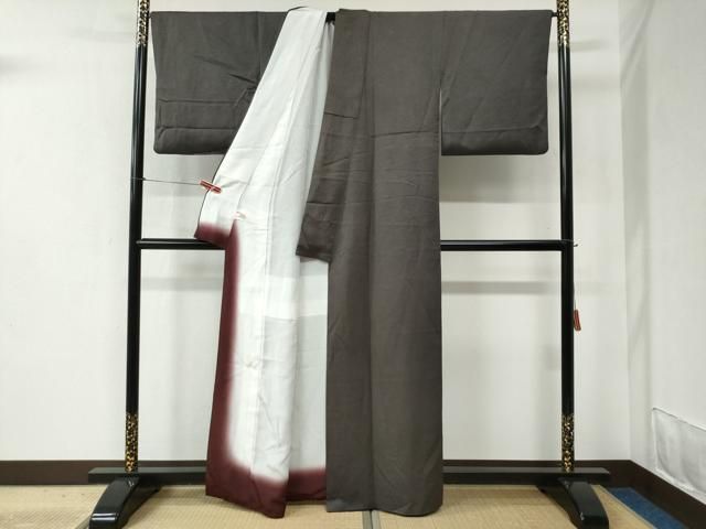 平和屋着物●上質な色無地　草花地紋　藤煤竹色　正絹　逸品　CABC6470yc 平和屋着物○上質な色無地 草花地紋 藤煤竹色 正絹 逸品 CABC6470yc