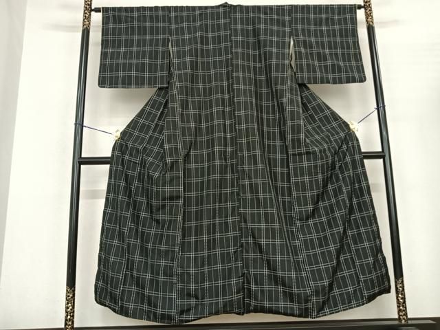 平和屋着物●上質な紬　花織　格子　黒地　正絹　逸品　AABF5442fy 平和屋着物○上質な紬 花織 格子 黒地 正絹 逸品 AABF5442fy - メルカリ