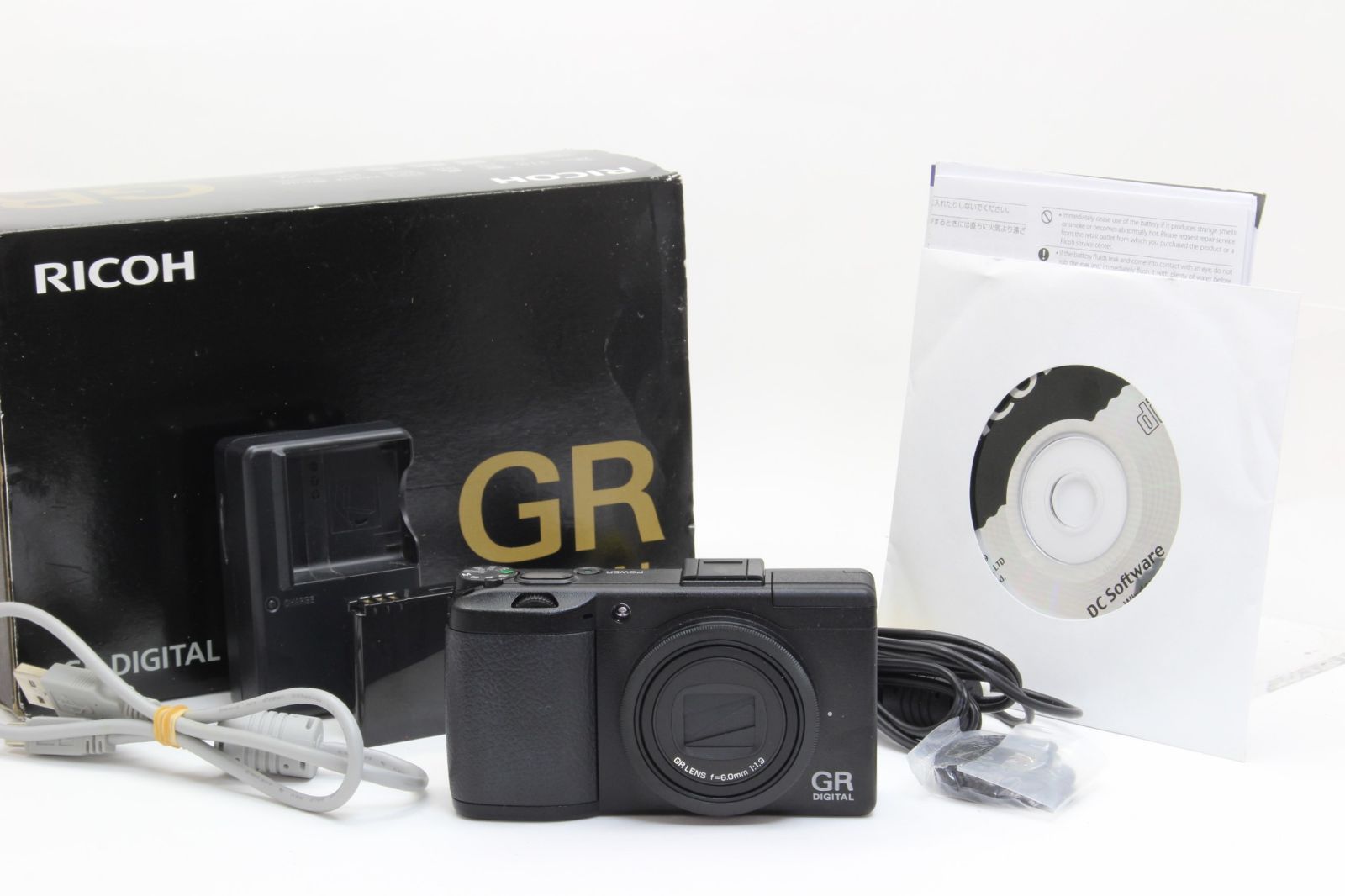 AB (良品) RICOH リコー GR DIGITAL III 3 ショット数わずか17回 初期