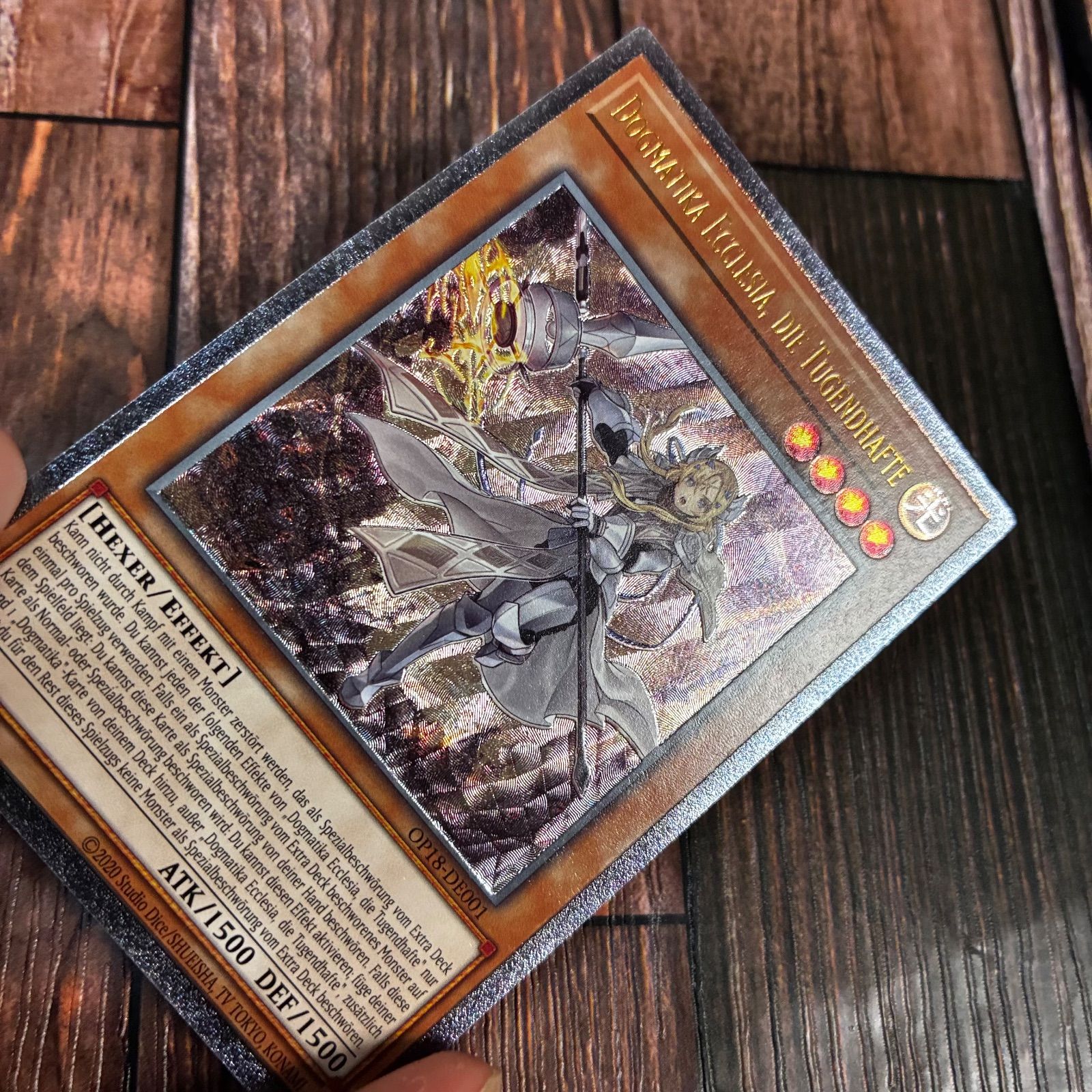 遊戯王 ドイツ版 EU版 教導の聖女エクレシア レリーフ - メルカリ