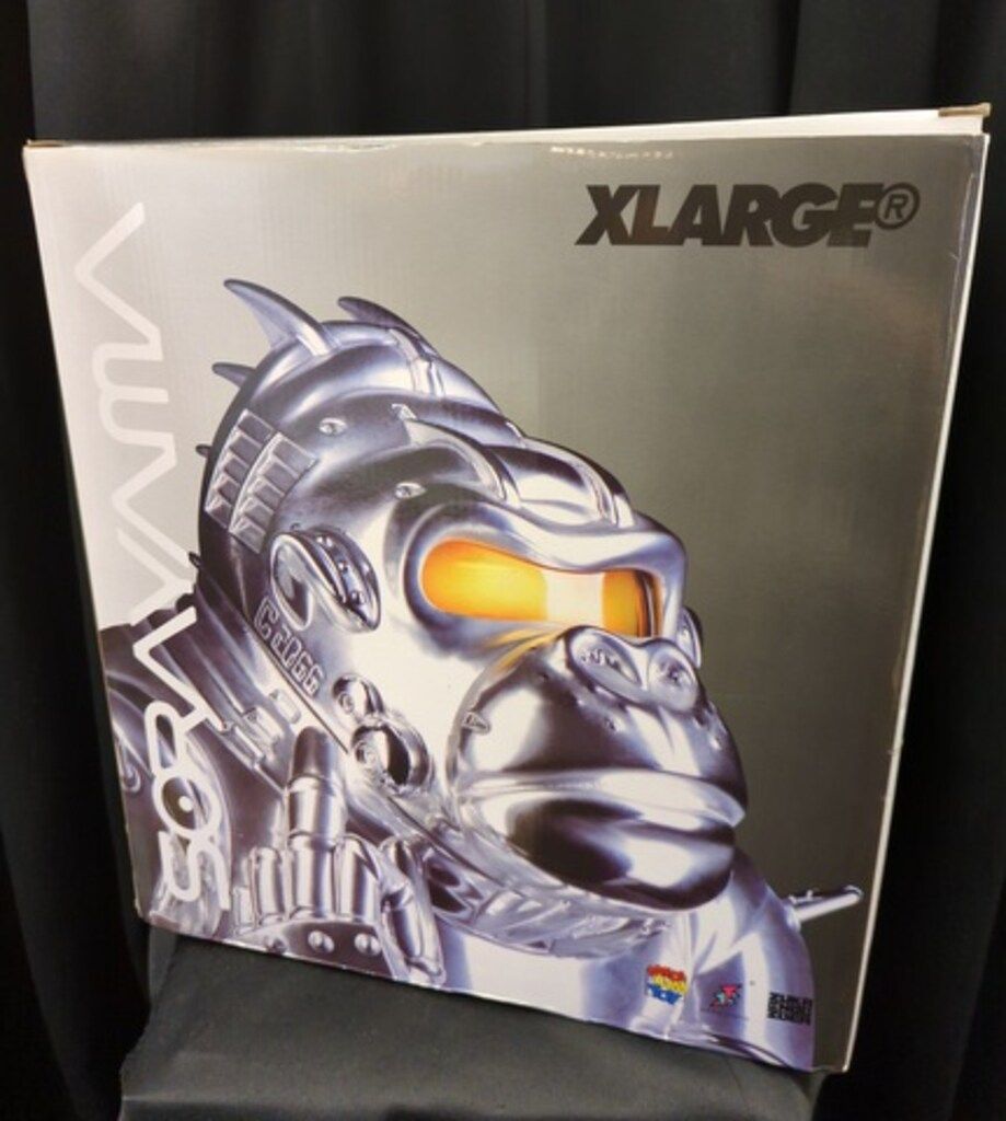 MEDICOM TOY APPortfolio X-LARGE/HAJIME SORAYAMA SORAYAMA ROBOT