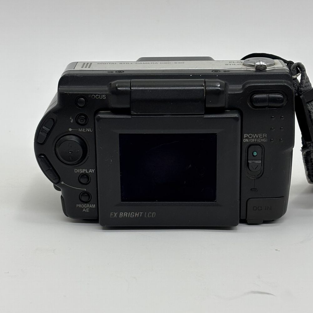 SONY Cyber-shot コンパクトデジタルカメラ【ジャンク】 ジャンク】 SONY Cyber-shot DSC-S30 デジタルカメラ 部品取りや修理