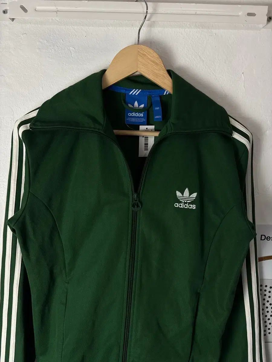 アディダス ヨーロッパ ダークグリーン ジャージ - メルカリ