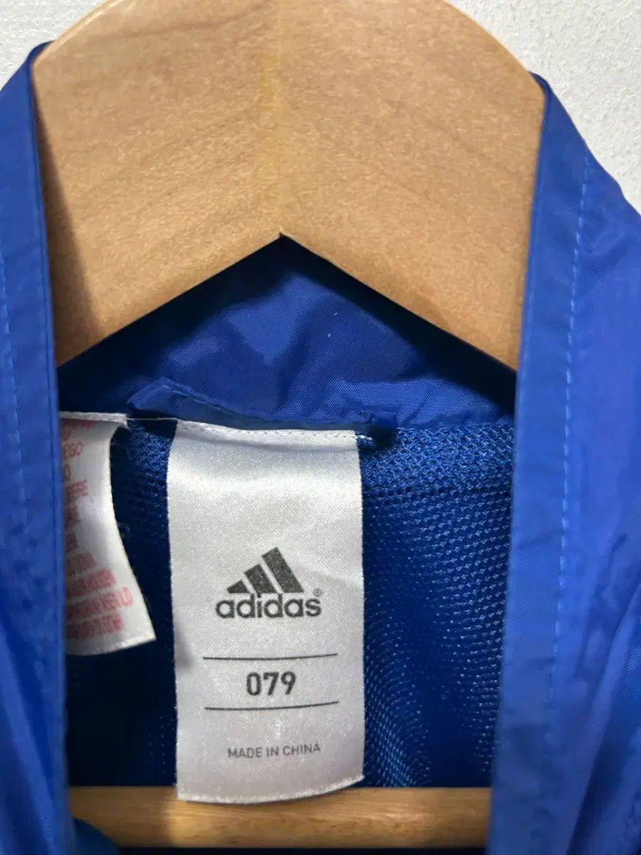 adidas チェルシー ウィンドブレーカー ブルー SAMSUNG 165 - メルカリ