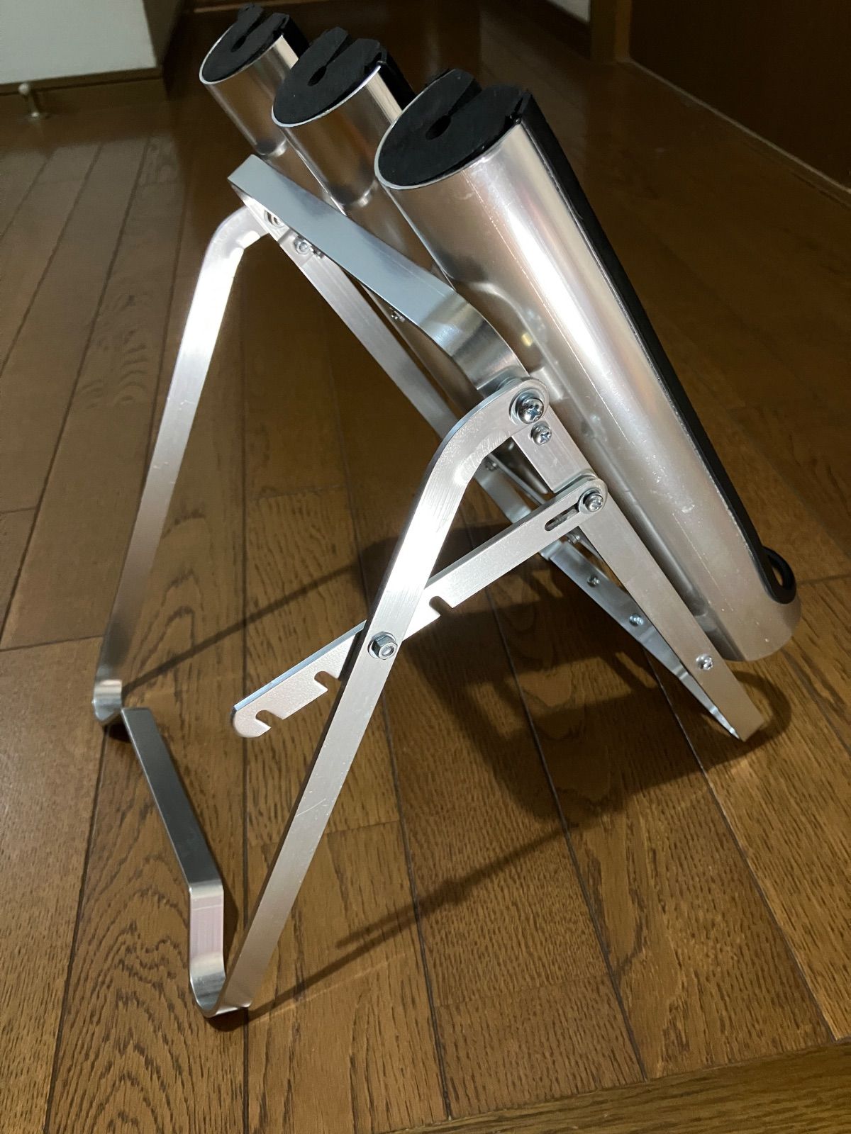 ティムコ TIEMCO フライロッドスタンド／シルバー - メルカリ