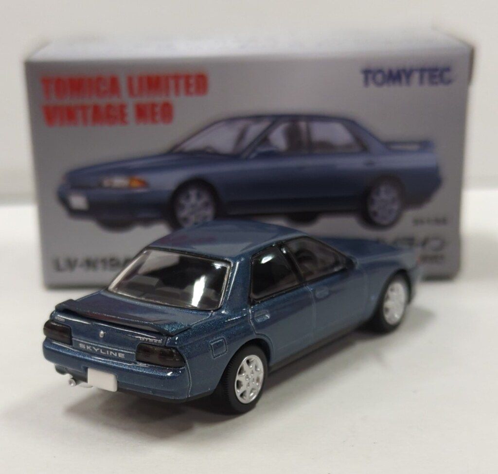 トミーテック TOMICA LIMITED VINTAGE NEO ニッサン スカイライン 4