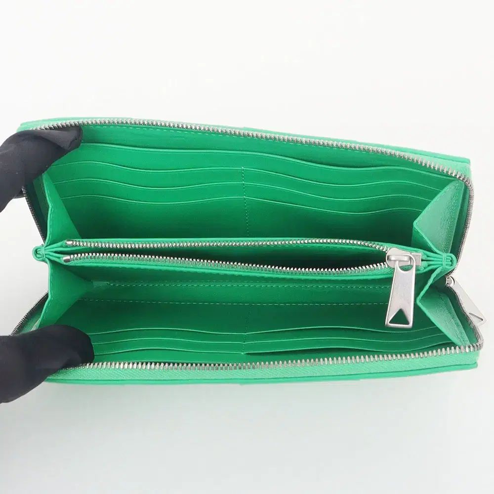 新品} ボッテガ・ヴェネタ イントレチャート ジップ アラウンド 長財布