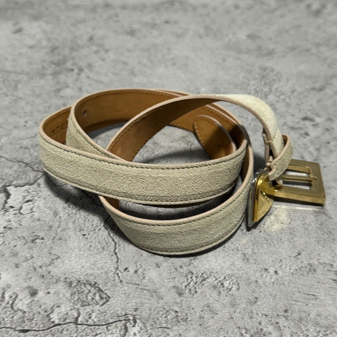 美品‼️ドルチェ&ガッバーナ ベルト ゴールド　レア　希少　レディース 美品 D&G ／ Dolce＆Gabbana ドルチェアンドガッパーナ ベルト