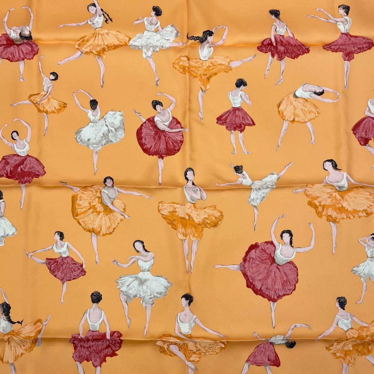 新品同様 HERMES エルメス カレ90 スカーフ バレエの踊り子 LA DANCE