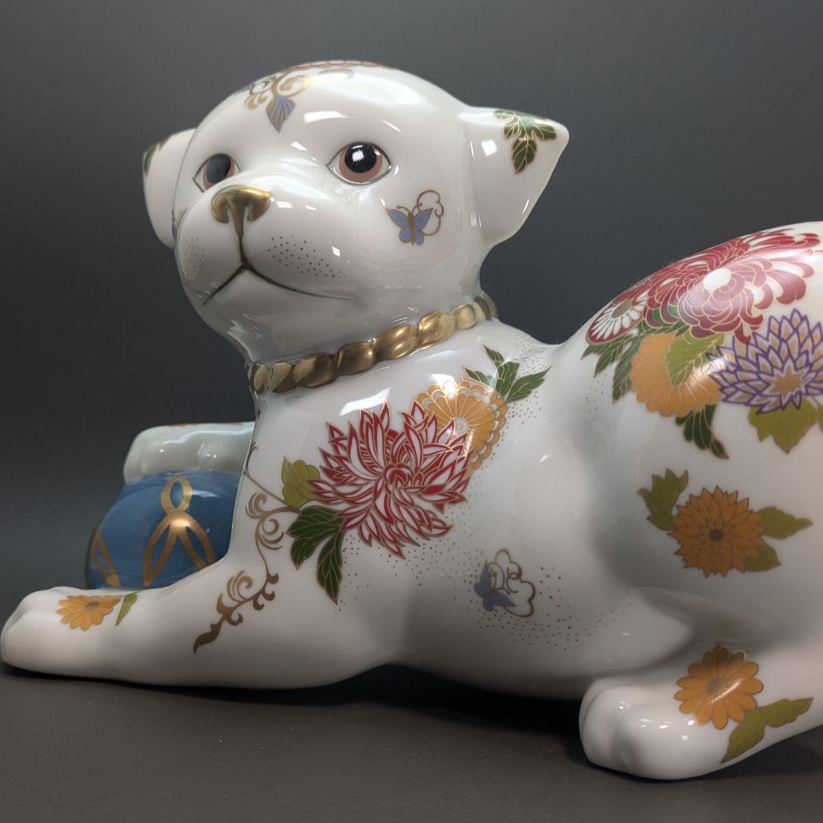 【日本製】縁起物 フランクリンミント 犬 置物 花柄 陶器人形 アンティーク 日本製】縁起物 フランクリンミント 犬 置物 花柄 陶器人形