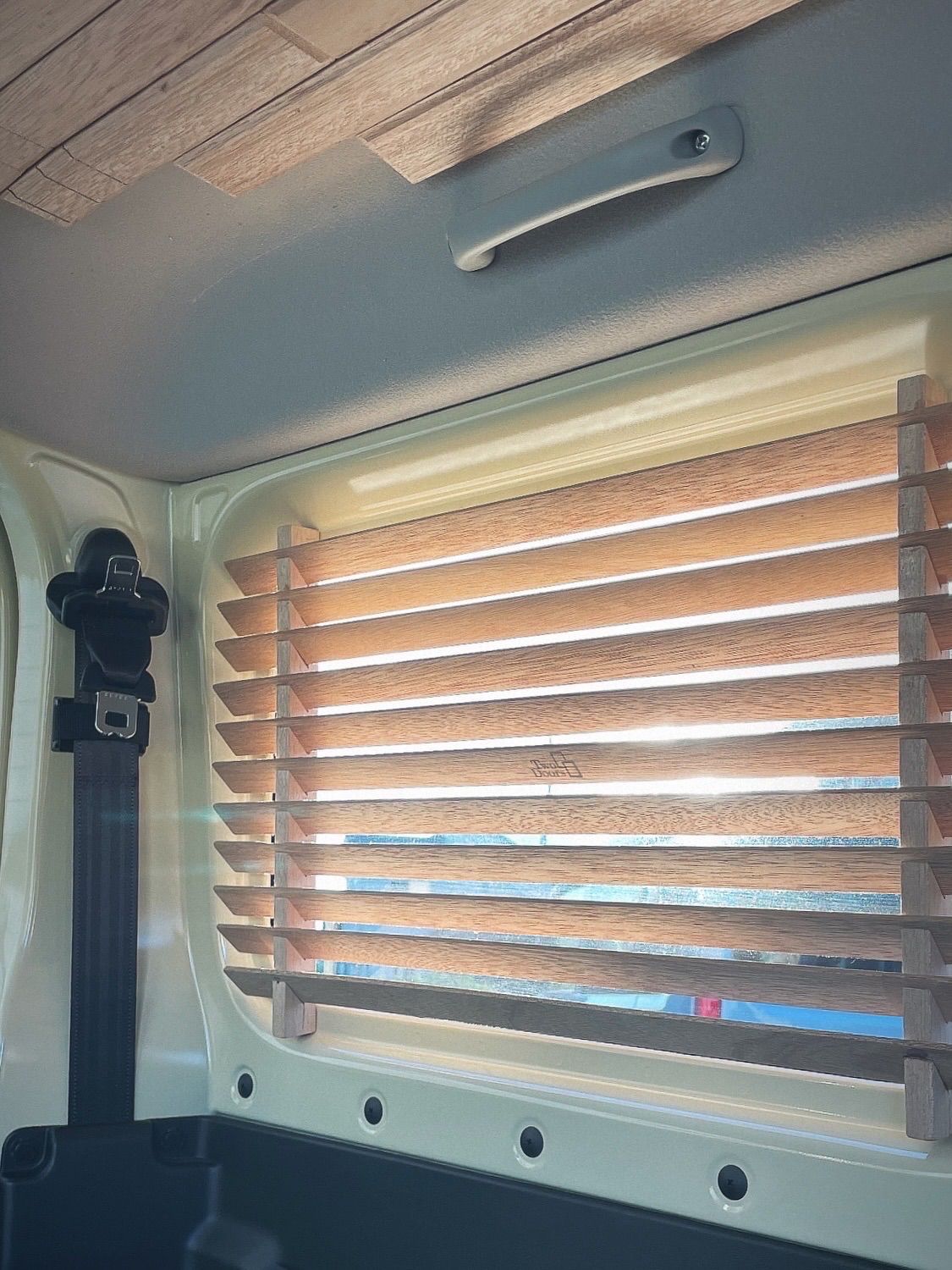 JIMNY ジムニー_ウッドブラインド(サイド用) - メルカリ