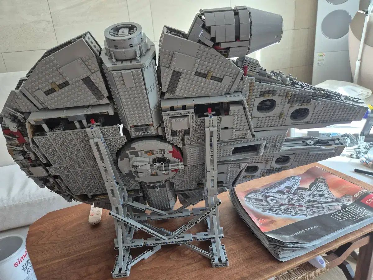 レピン ミレーニウム ファルコン 8445ピース スタンド含む