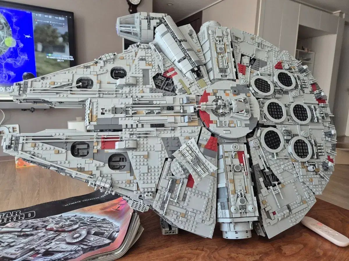 レピン ミレーニウム ファルコン 8445ピース スタンド含む