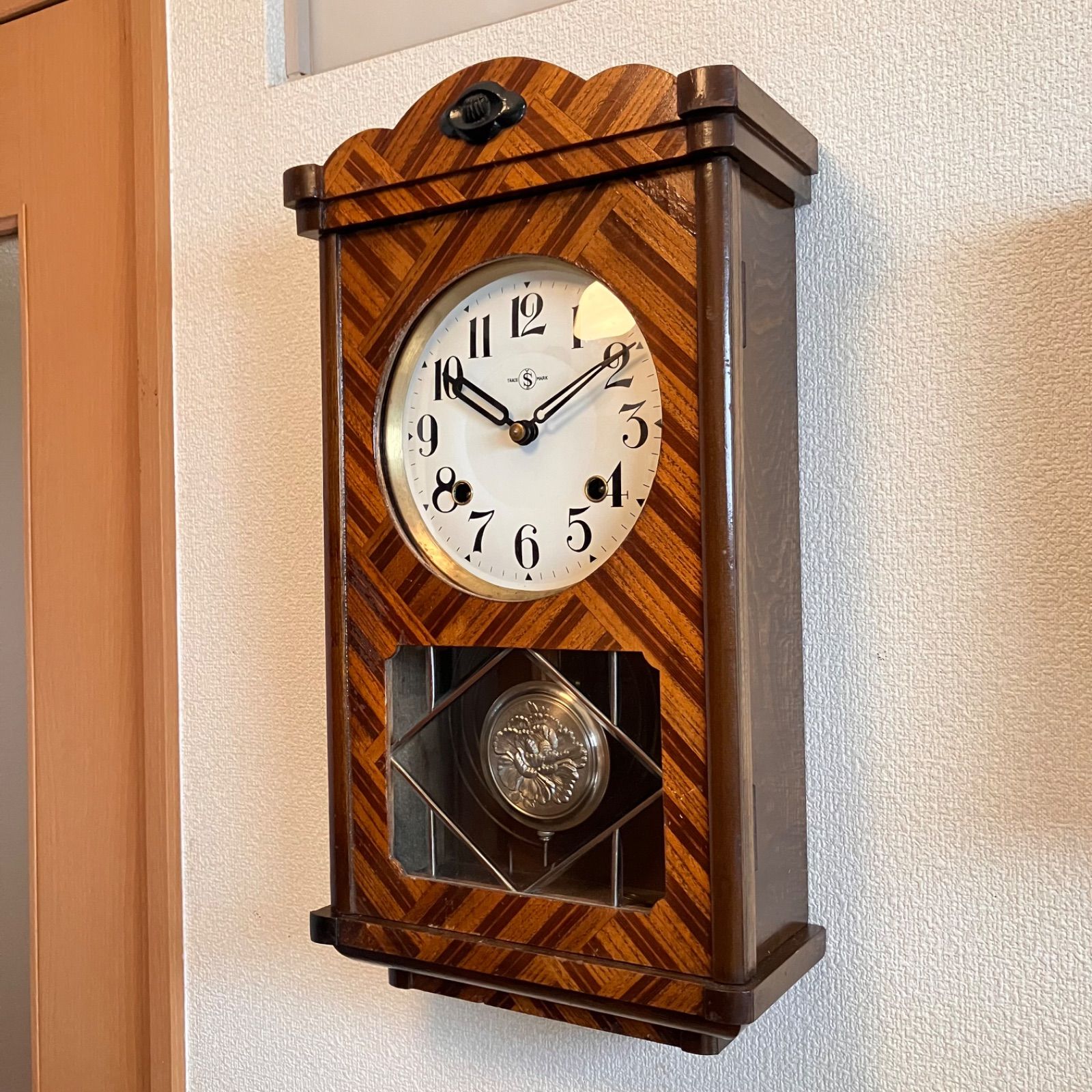 昭和初期 佐藤時計製高級寄木張りステンド窓掛時計オーバーホール済